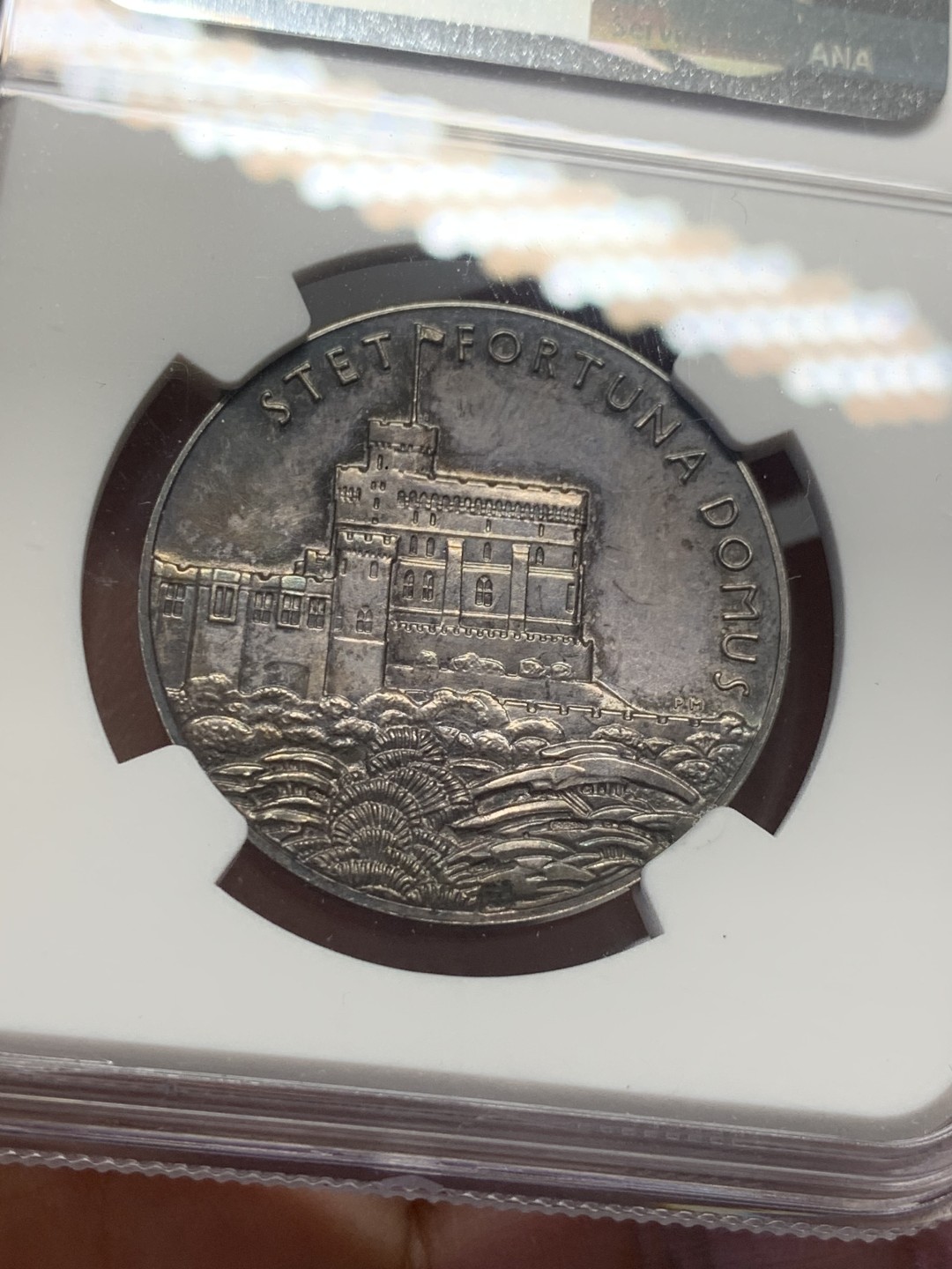 《竞宝斋》第130场-周日，周一连拍 (全场包邮) NGC MS62  英国 1935年 乔治五世登基25周年银章，细节很好，包浆不错