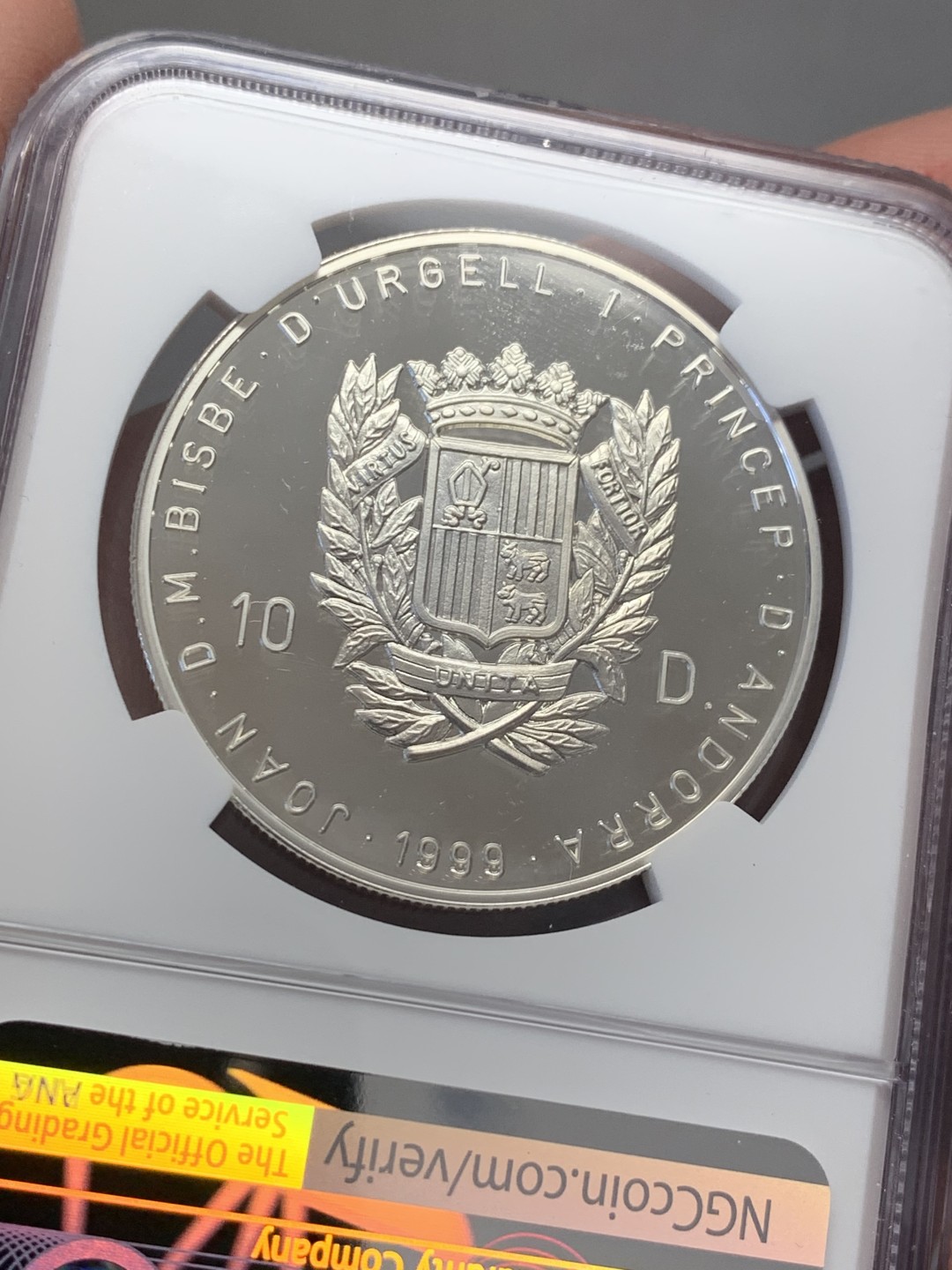 《竞宝斋》第130场-周日，周一连拍 (全场包邮) 冠军分 NGC-PF69 安道尔1999年 进入圣城耶路撒冷 10第纳尔精制大银币