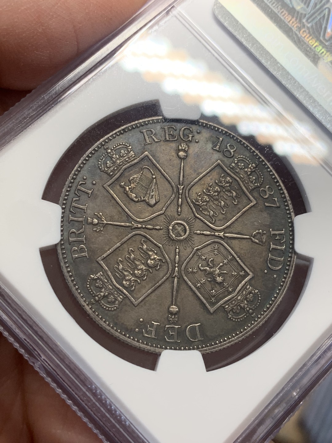 《竞宝斋》第130场-周日，周一连拍 (全场包邮) NGC AU 1887年 英国 维多利亚 高冠 双佛罗林/4先令 银币 深包浆 细节好