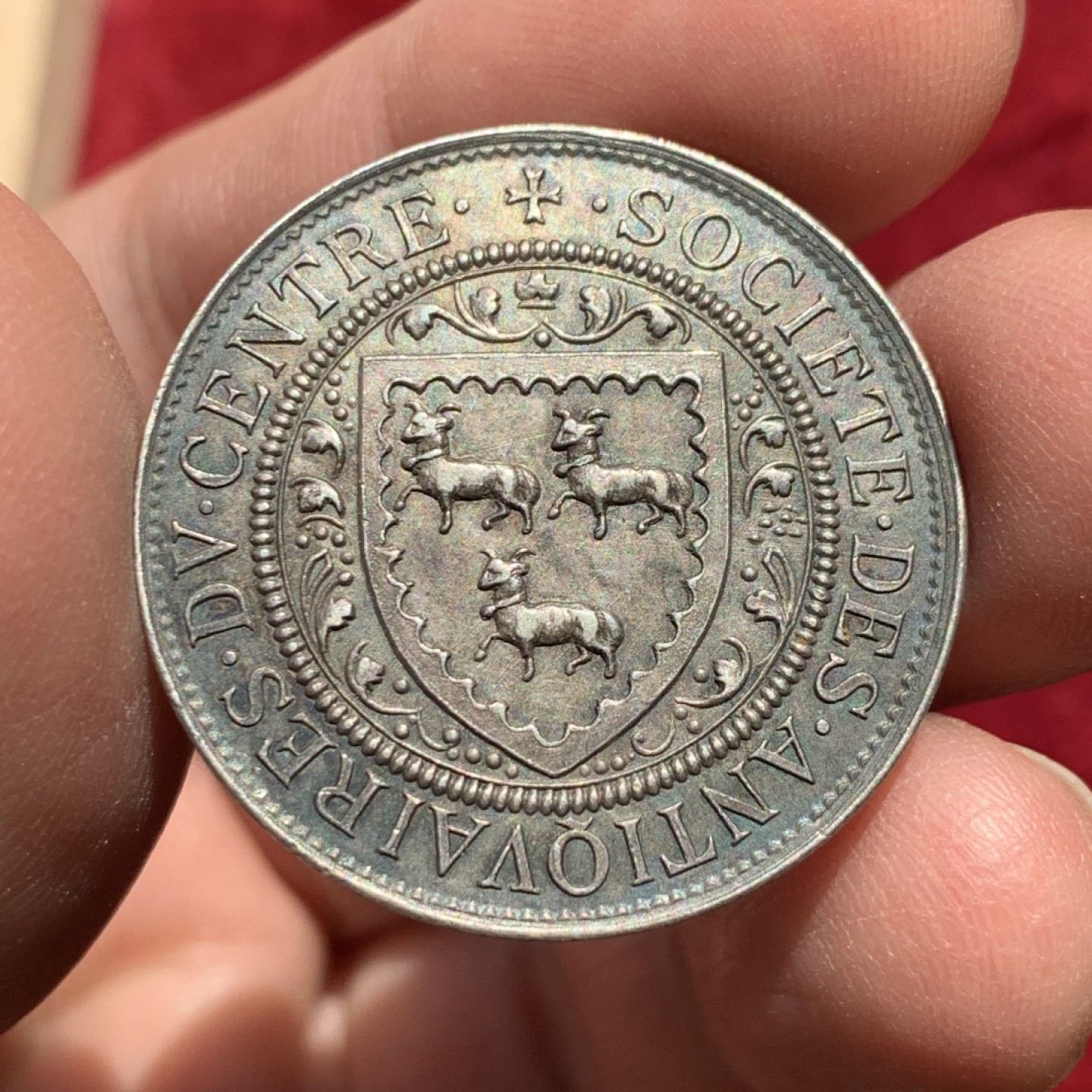 《竞宝斋》第131场-周日，周一连拍 (全场包邮) 法国1867年 “羊羊羊”盾徽 JETON银币 黑漆古老包浆 9.48克 银标