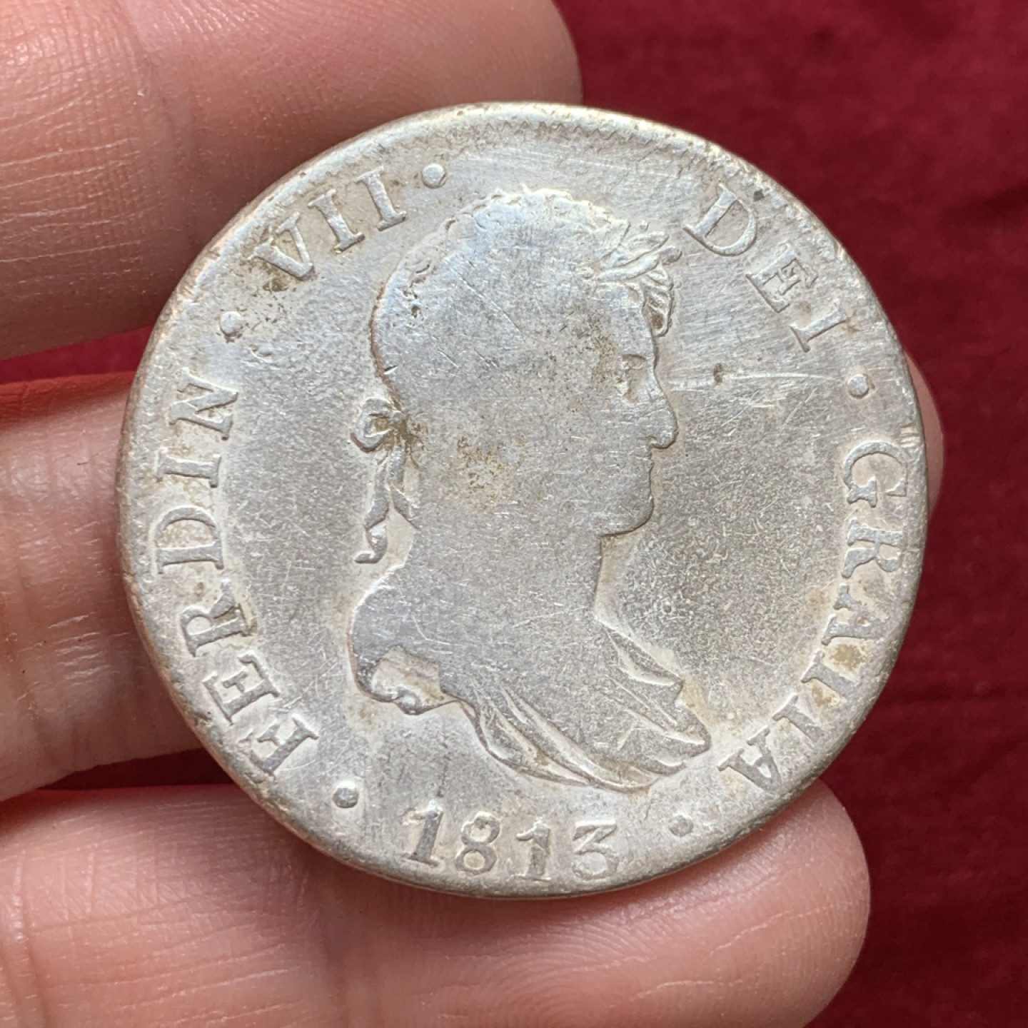 《竞宝斋》第131场-周日，周一连拍 (全场包邮) 墨西哥 1813年 费七 8R双柱 大银币