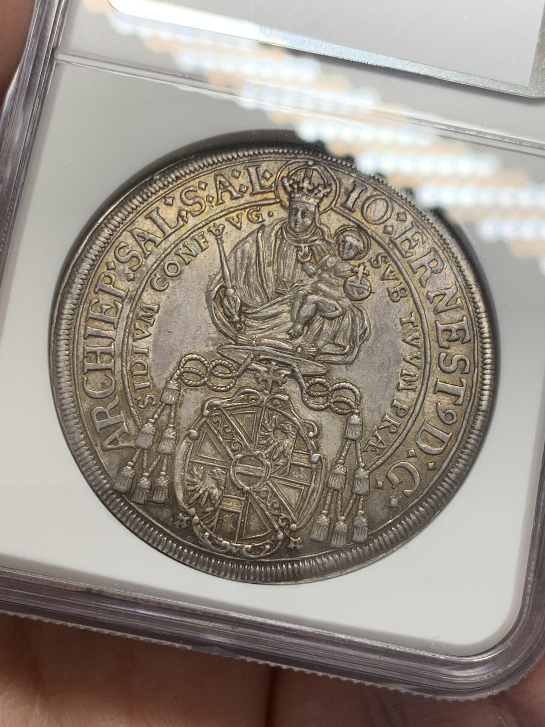 《竞宝斋》第131场-周日，周一连拍 (全场包邮) NGC MS62 神罗萨尔茨堡 1696/4年 泰勒银币 淡紫色包浆 光度很好