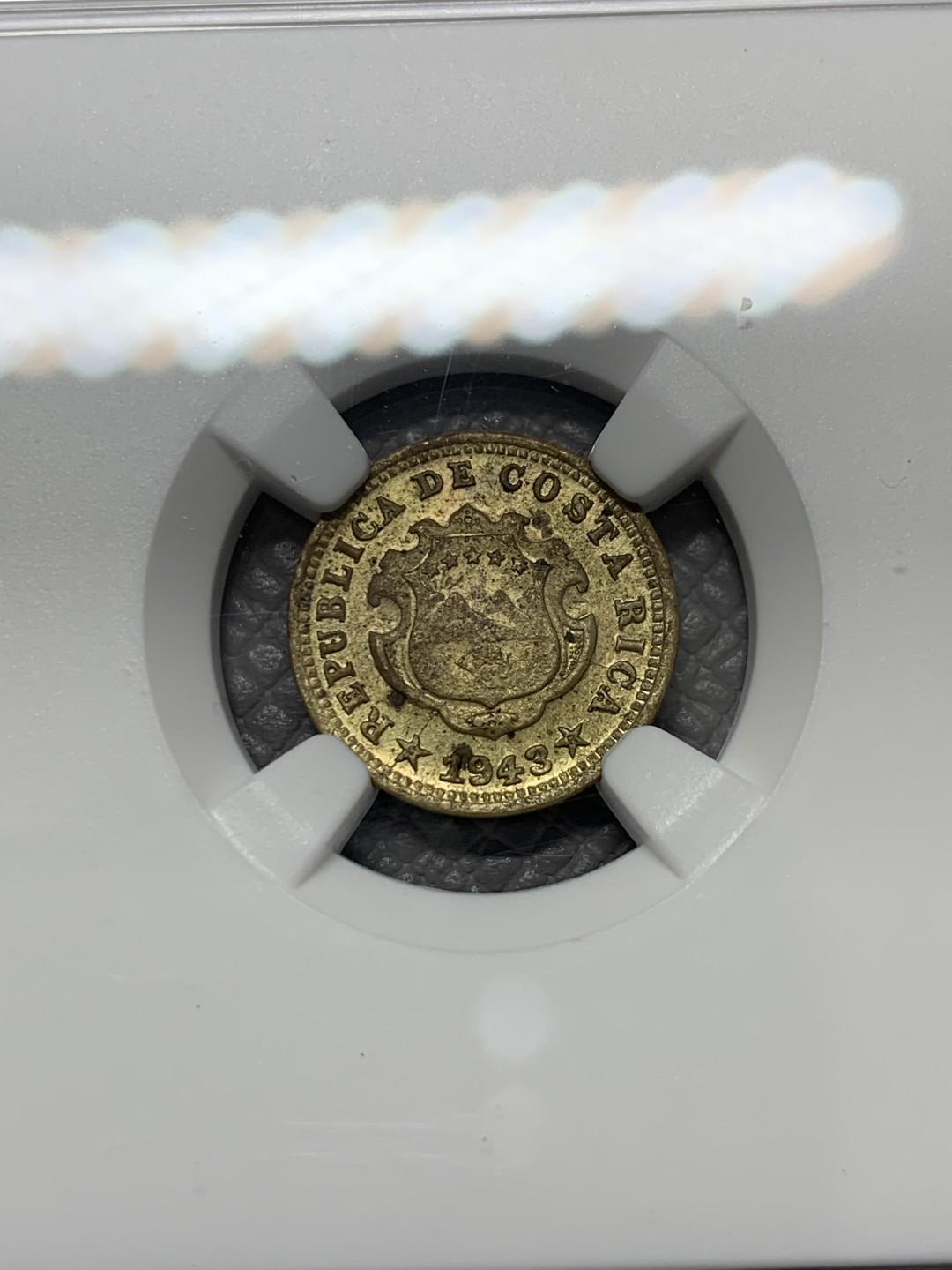 《竞宝斋》第131场-周日，周一连拍 (全场包邮) NGC-MS62 哥斯达黎加1943年 5分黄铜币 中美洲暴涨的品种 好品更加稀少了