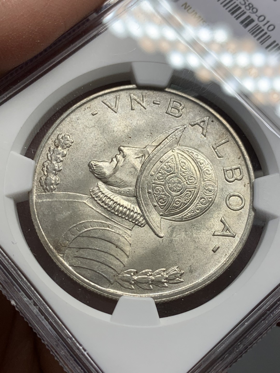 《竞宝斋》第131场-周日，周一连拍 (全场包邮) NGC MS62 巴拿马1947年1巴波亚大银币