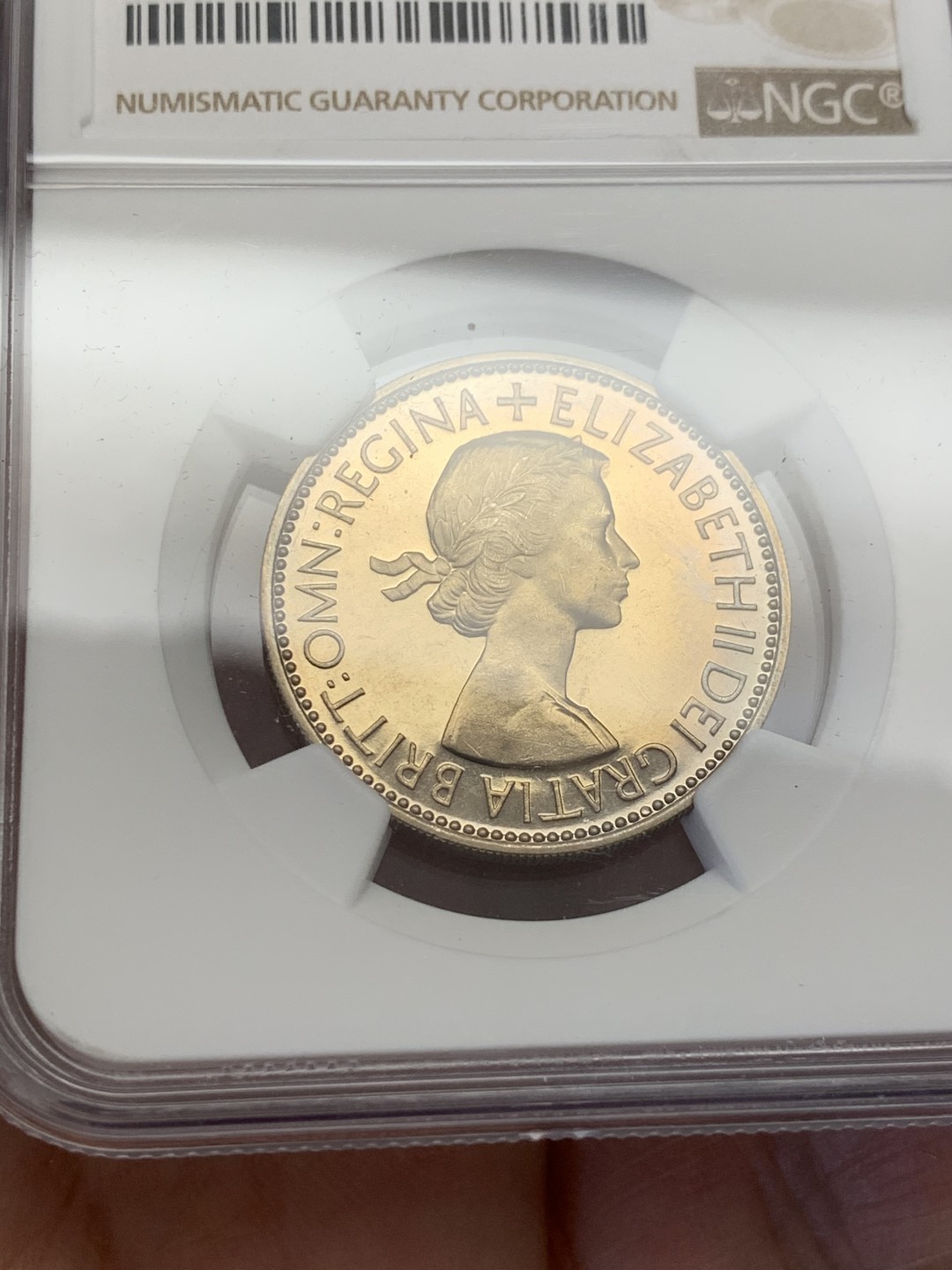 《竞宝斋》第131场-周日，周一连拍 (全场包邮) NGC PF64CA  1953年英国伊丽莎白二世首年精制弗洛林（2先令），原装淡彩带CAM