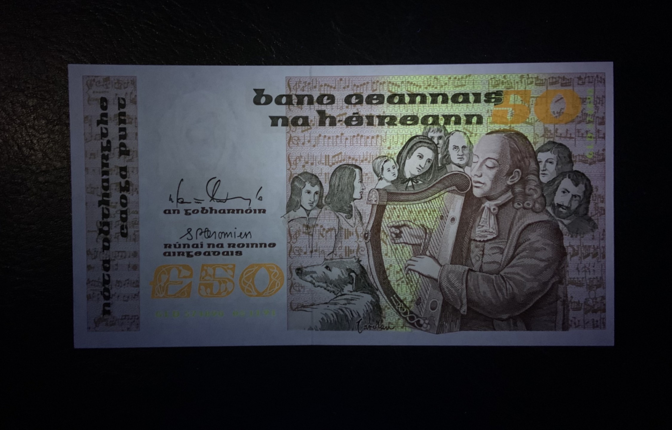 收藏联盟Quantum Auction 第229期拍卖 已更新 爱尔兰1991年50镑 品相全新UNC 盲人弹琴 最高面值 背面上方有轻微的拖墨