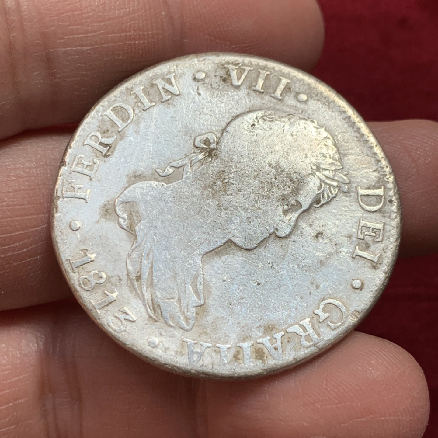 《竞宝斋》第131场-周日，周一连拍 (全场包邮) 墨西哥 1813年 费七 8R双柱 大银币