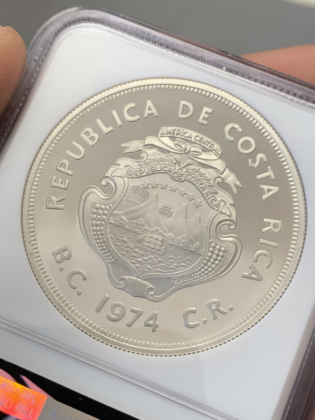 《竞宝斋》第131场-周日，周一连拍 (全场包邮) NGC-PF67 哥斯达黎加1974年 保护自然系列海牛 100科朗精制大银币 