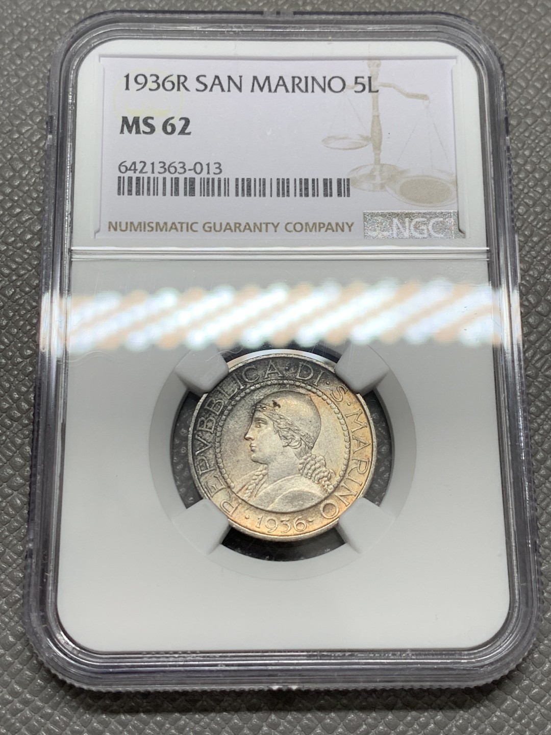 《竞宝斋》第131场-周日，周一连拍 (全场包邮) NGC MS62 圣马力诺1936年5里拉银币 阴沉的天也遮不住村花秀美的脸