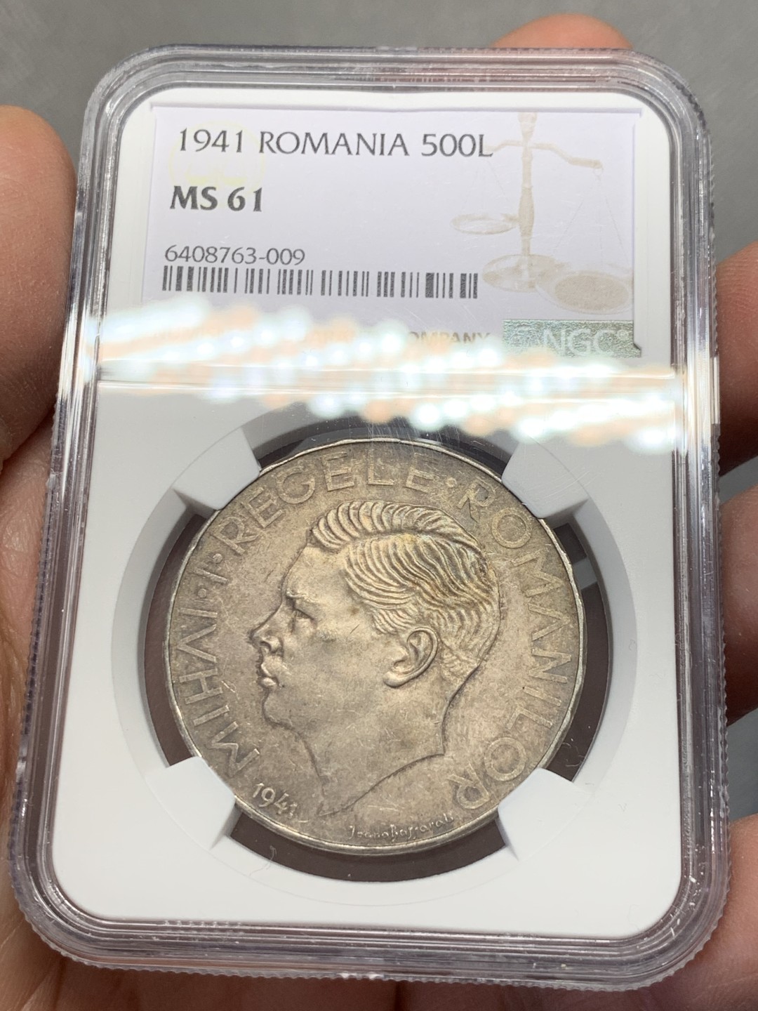 《竞宝斋》第131场-周日，周一连拍 (全场包邮) NGC-MS61 罗马尼亚1941年 500列伊大银币 带彩 500比10000那个面值稀少很多 暴涨的品种