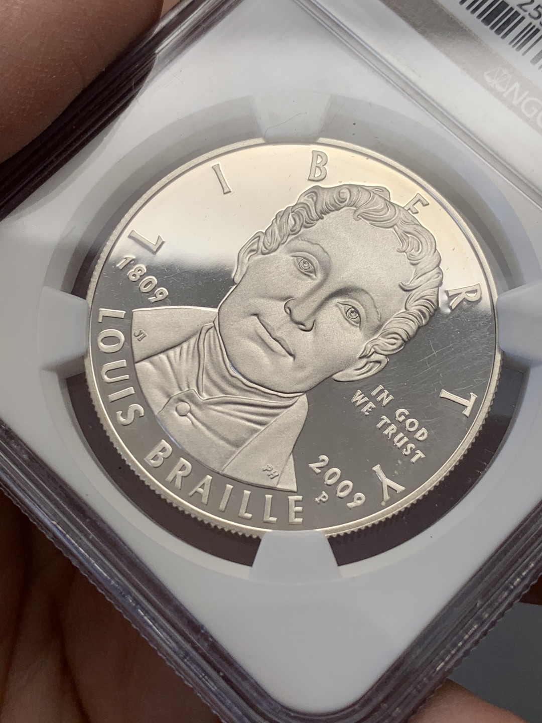 《竞宝斋》第131场-周日，周一连拍 (全场包邮) NGC-PF69 UC 美国 2009年 路易斯·布莱叶二百周年纪念 精制大银币 900银 26.73克 高分好状态