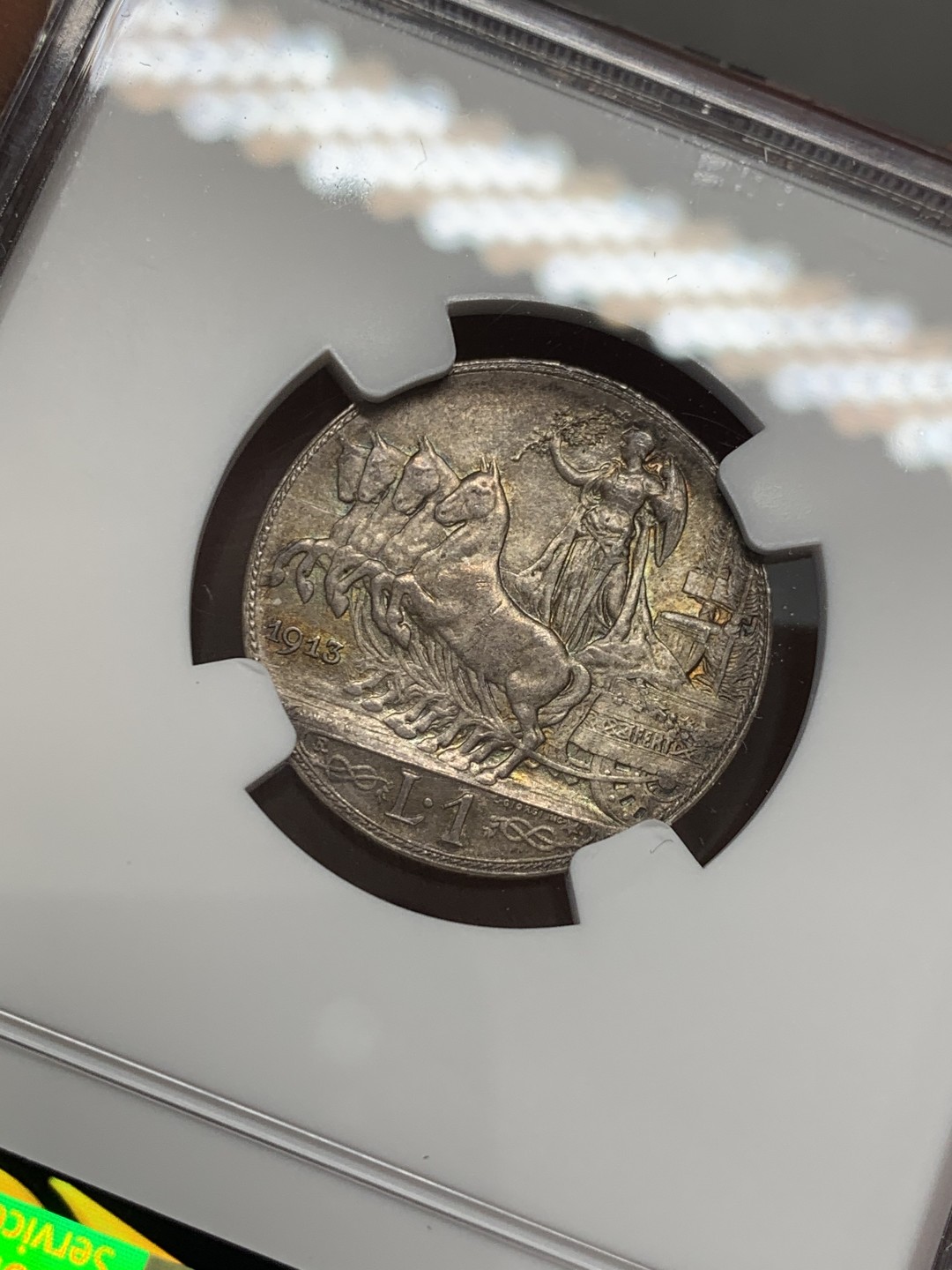 《竞宝斋》第131场-周日，周一连拍 (全场包邮) NGC MS64 意大利1913年1里拉银币 高分光圈马车，灰度自然匀称，凸显马车古典造型