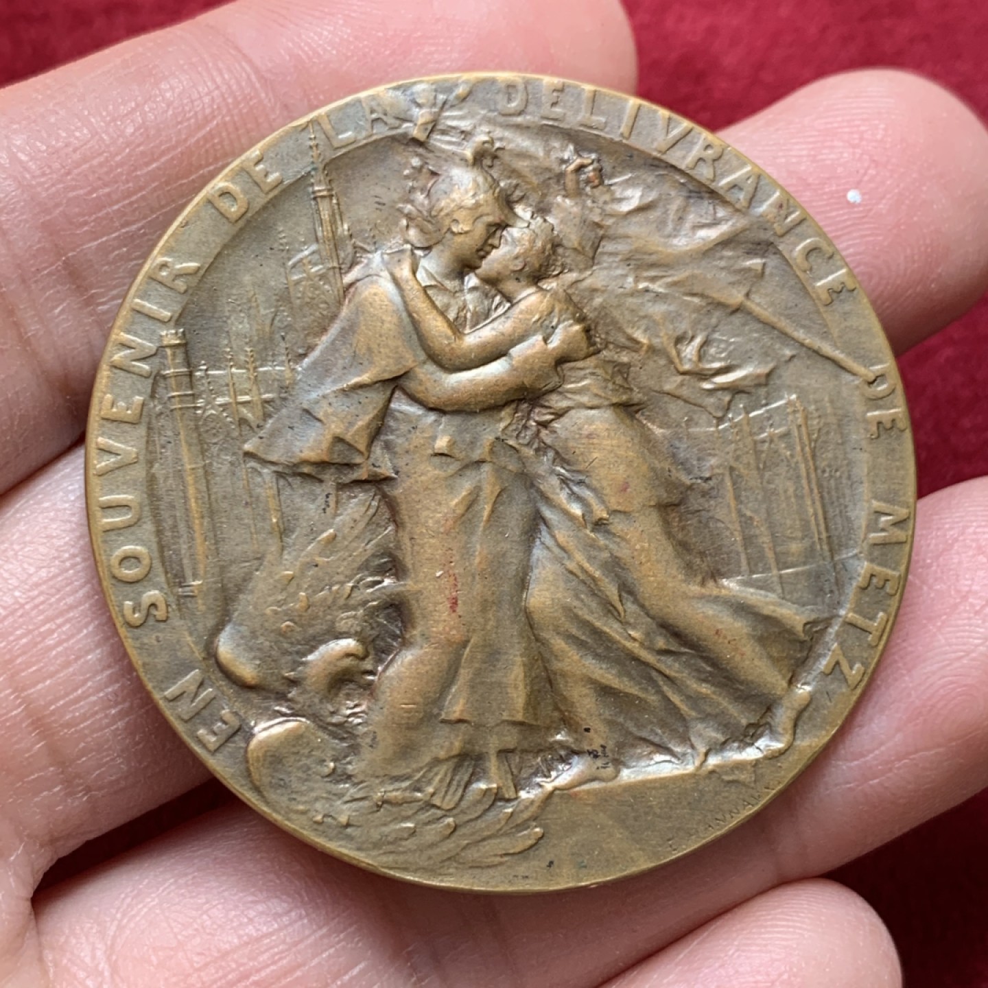 《竞宝斋》第131场-周日，周一连拍 (全场包邮) 法国 1918年 梅斯回归纪念铜章 少见带原盒 状态好