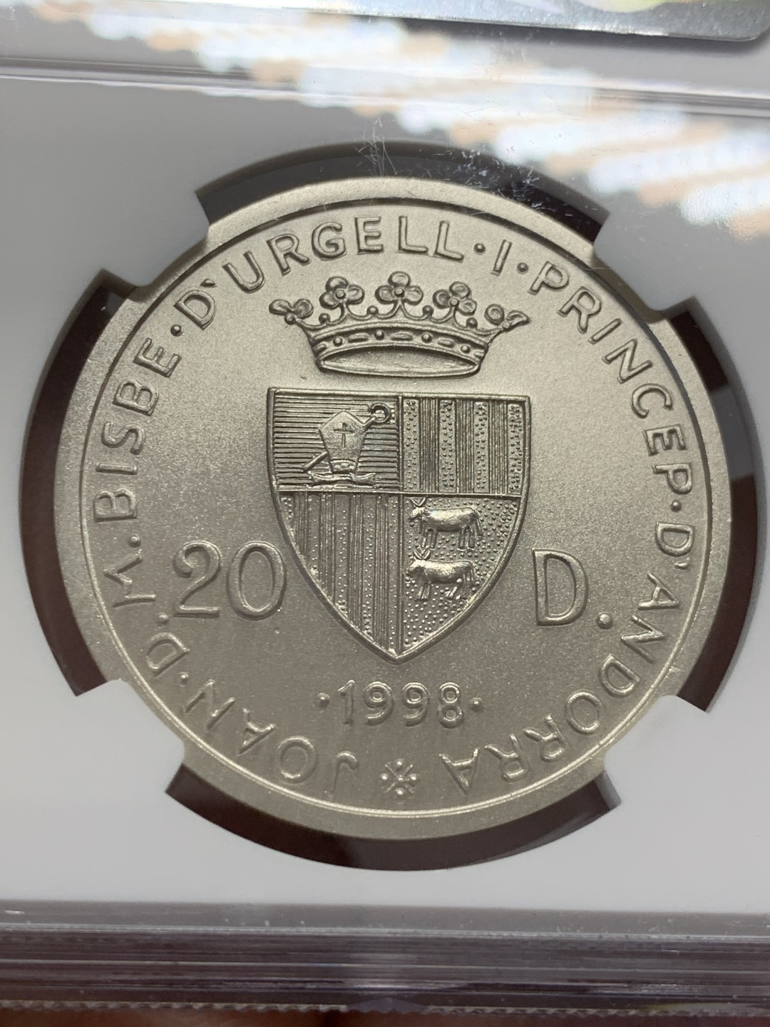 《竞宝斋》第131场-周日，周一连拍 (全场包邮) 唯一冠军分 NGC-MS68 安道尔1998年 悉尼奥运标枪 20第纳尔大银币 含金1.5克 非常稀少