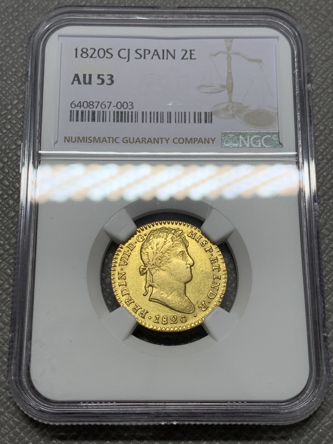 《竞宝斋》第131场-周日，周一连拍 (全场包邮) NGC-AU53 西班牙1820年 费尔南多七世 2埃斯库多金币 非常稀少的版式 品相细节都一流 严重低评