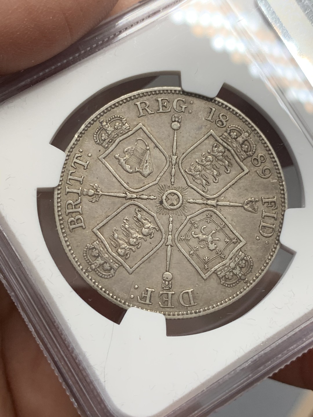 《竞宝斋》第131场-周日，周一连拍 (全场包邮) NGC XF 英国1889年维多利亚高冠双弗洛林大银币