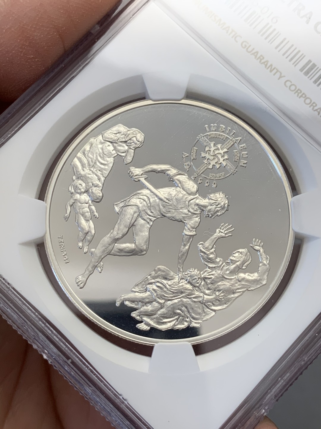 《竞宝斋》第131场-周日，周一连拍 (全场包邮) NGC-PF69 安道尔1999年 婴孩殉道 10第纳尔精制大银币 