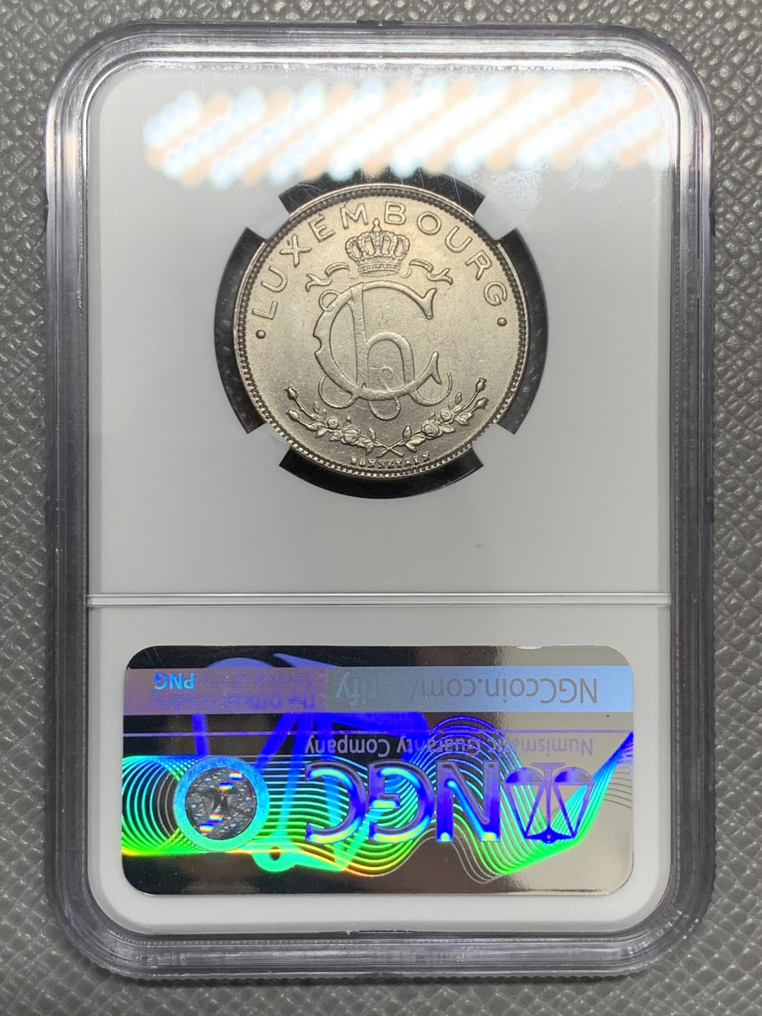 《竞宝斋》第131场-周日，周一连拍 (全场包邮) NGC-MS63 卢森堡 1924年2法郎 1947年1法郎一对 少见品种，流通币里面这样的好状态很难得