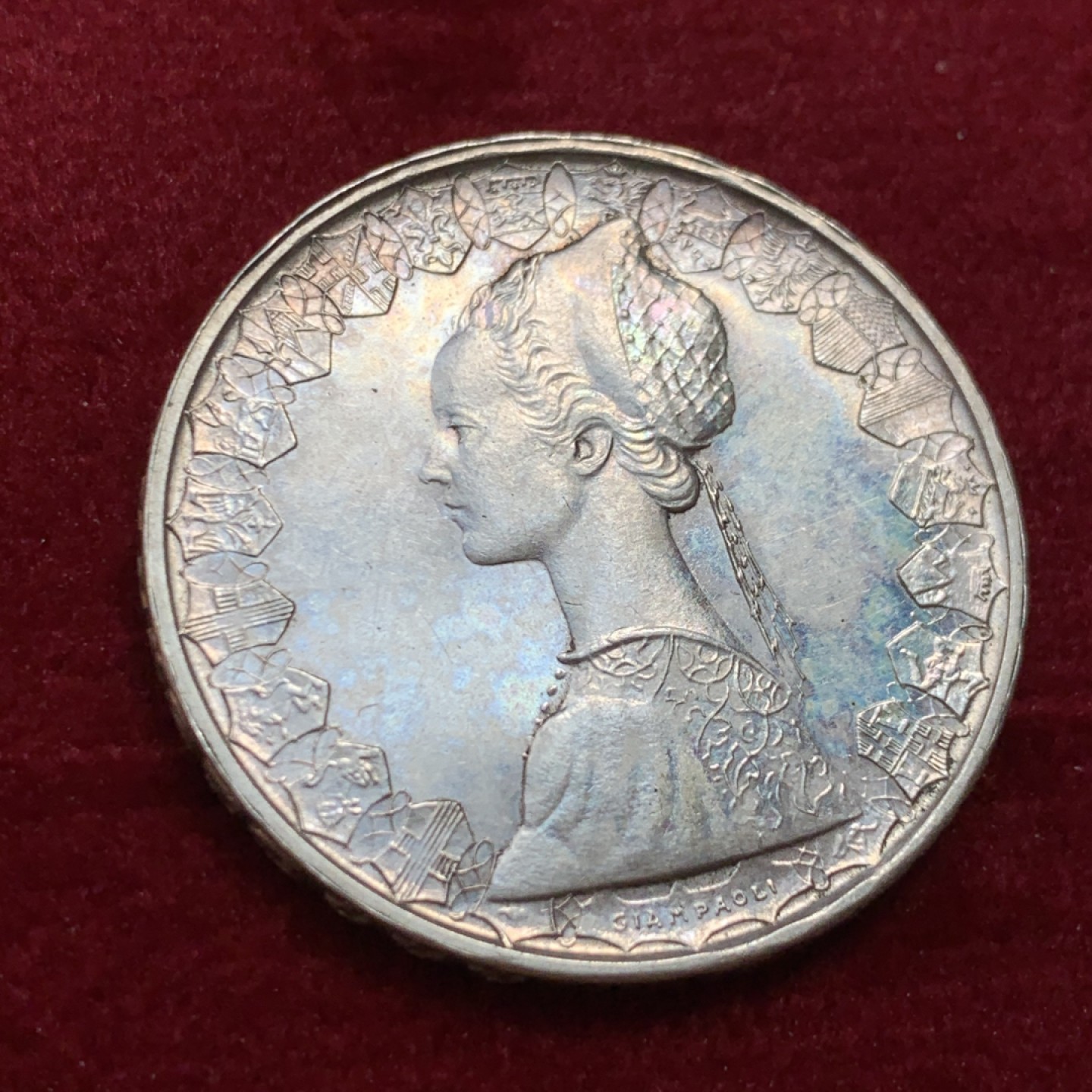 《竞宝斋》第131场-周日，周一连拍 (全场包邮) 意大利1966年美女500里拉银币，经典品种