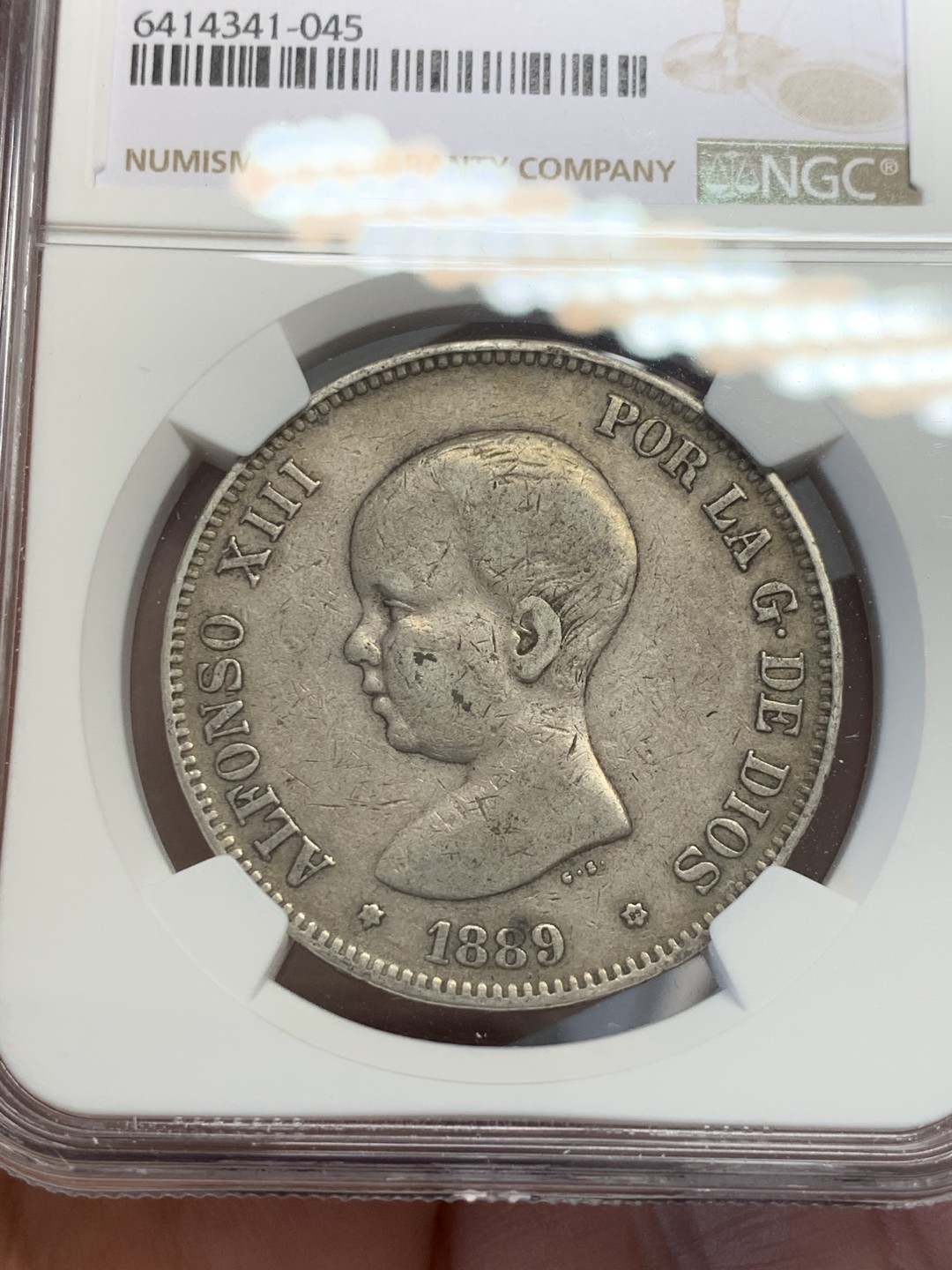 《竞宝斋》第131场-周日，周一连拍 (全场包邮) NGC-XF45 西班牙 1889年 5比塞塔 银币 小胖孩 状态很不错