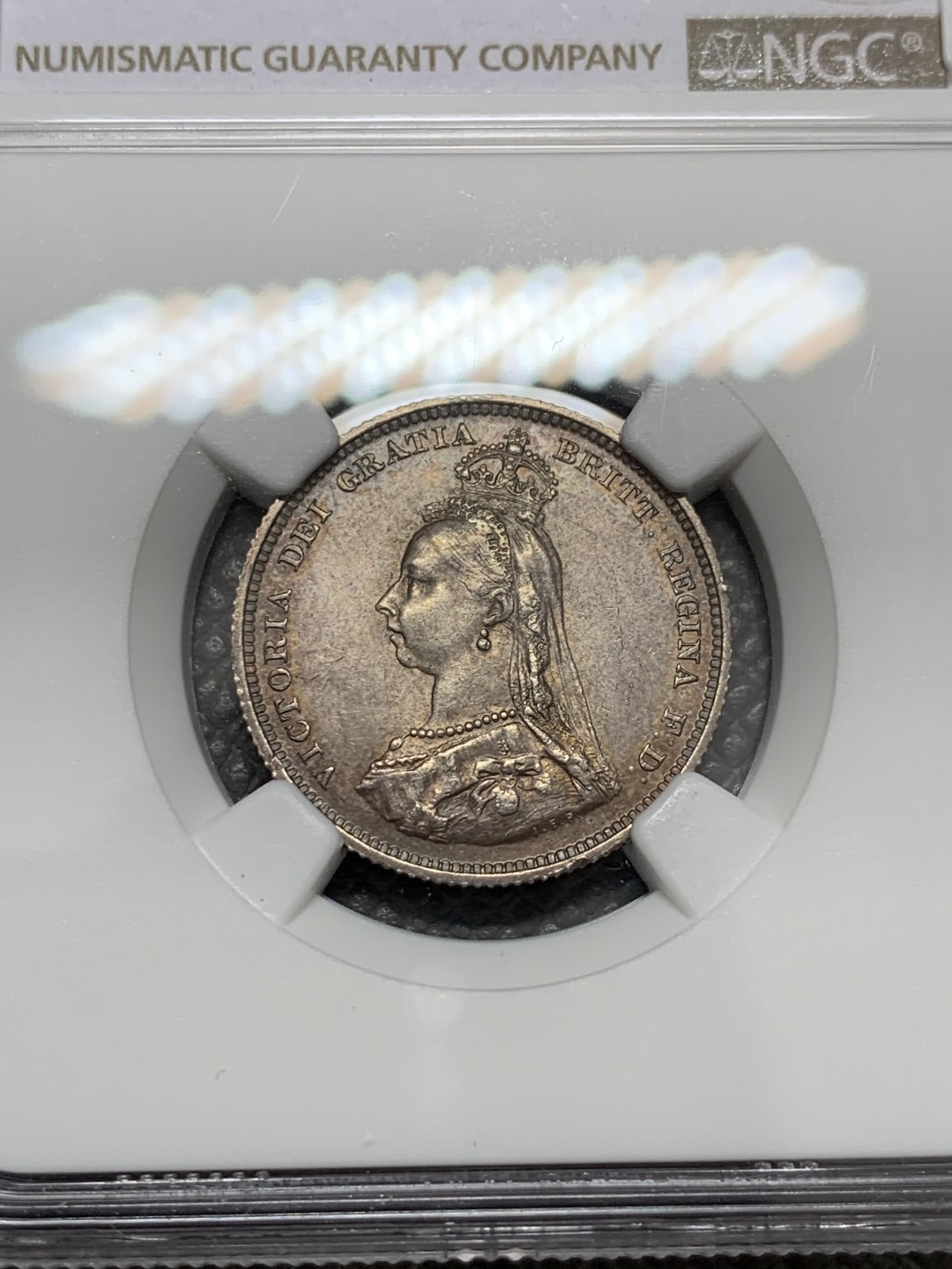 《竞宝斋》第131场-周日，周一连拍 (全场包邮) NGC MS 62 1887年英国维多利亚高冠1先令