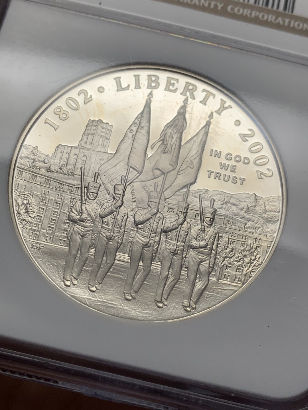 《竞宝斋》第131场-周日，周一连拍 (全场包邮) NGC-PF69 UC 美国 2002年 西点军校 200周年纪念 精制大银币 900银 26.73克 高分好状态