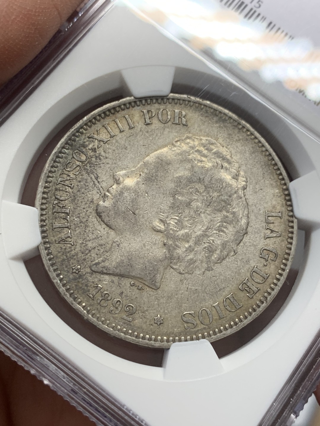 《竞宝斋》第131场-周日，周一连拍 (全场包邮) NGC-XF45 西班牙1892年 阿方索十三世爆炸头 5比塞塔双柱大银币 细节一流老币出分难 