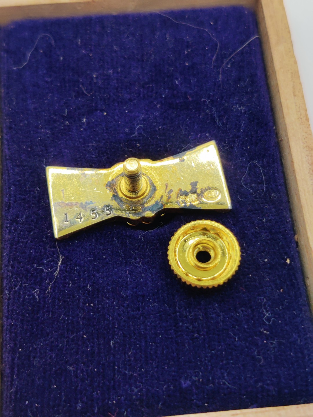 全场0元起拍 第27期 咸鱼国勋章拍卖专场 2月5日（周日）下午6：00开始 日本皇族 秩父宫家菊花纹徽章 纯银18K镀金