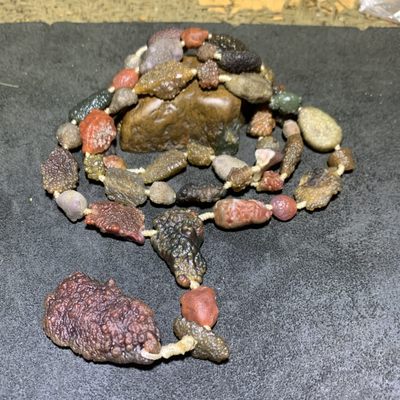 精美新疆黑山筋脉石玛瑙原石项链一条， - 精美新疆黑山筋脉石玛瑙原石项链一条，