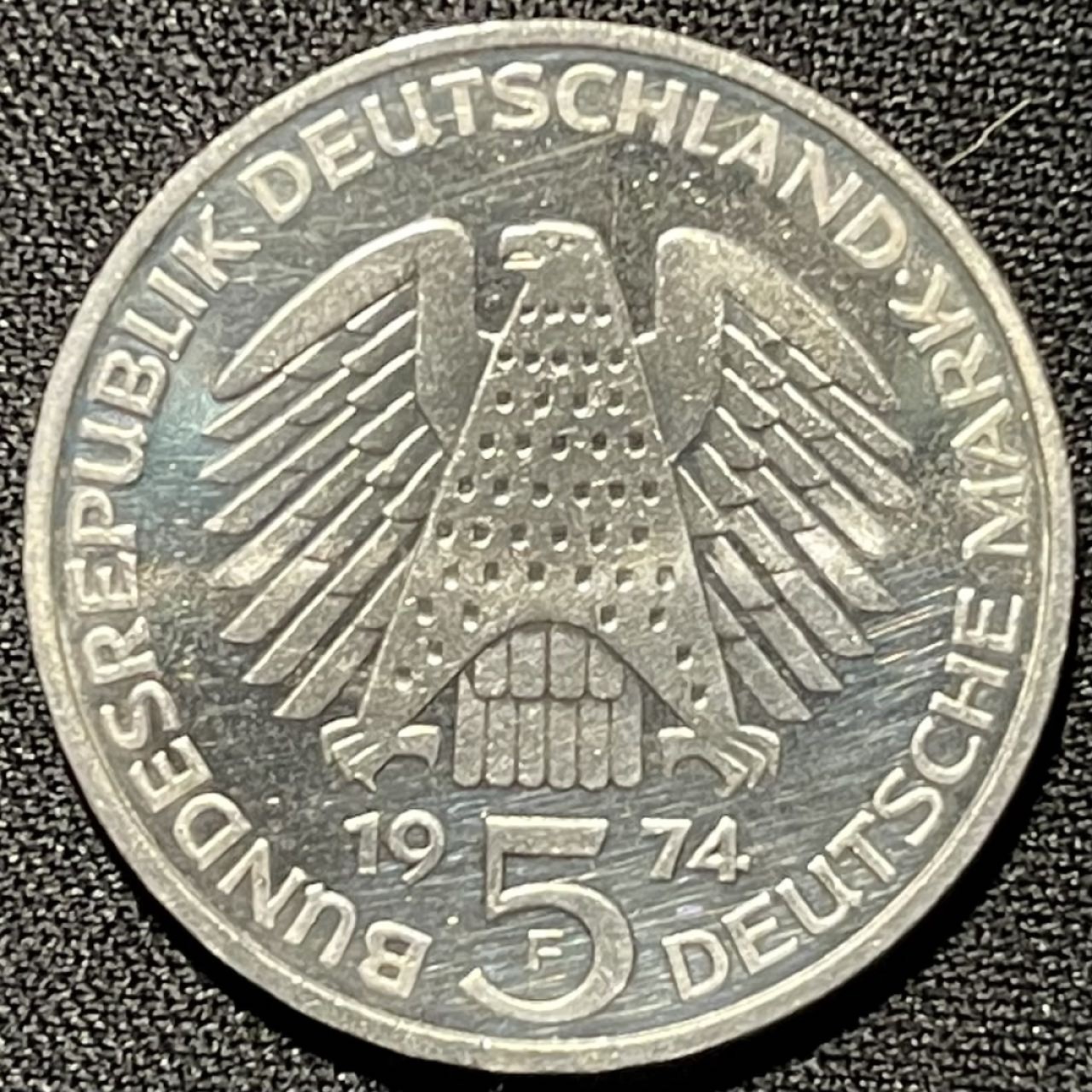 紫瑗钱币——第251期拍卖 联邦德国 1974年 F版 宪法25周年 5马克 11.2克 0.625银 UNC