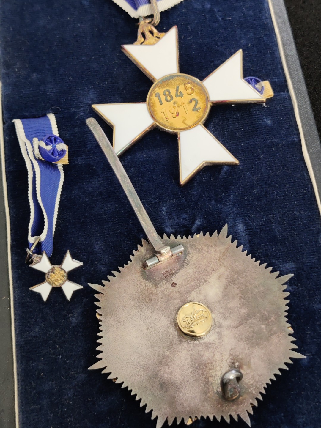 全场0元起拍 第27期 咸鱼国勋章拍卖专场 2月5日（周日）下午6：00开始 大十字级巴西里约布兰科勋章 纯银珐琅 颁发给日本宫内厅式部副长