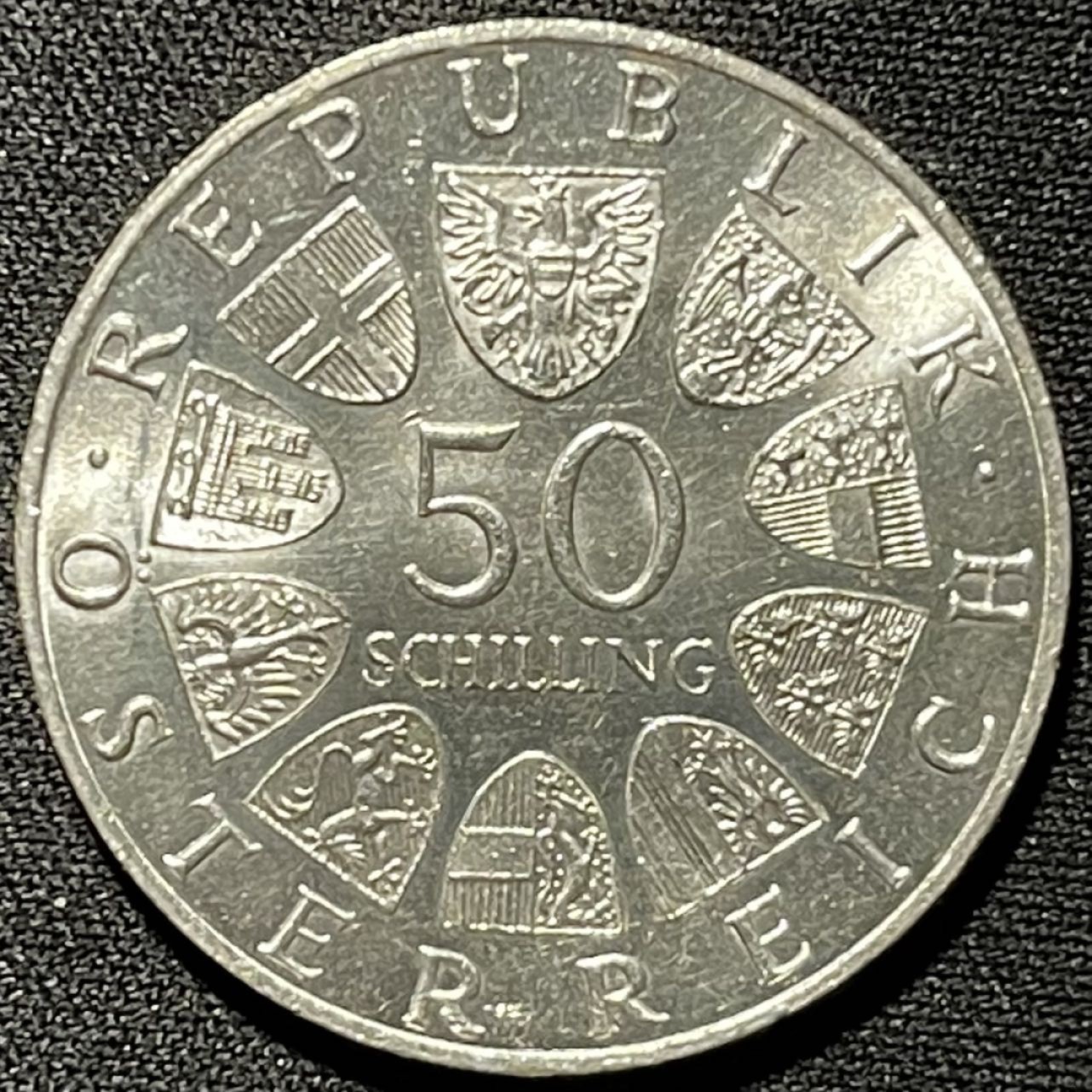 紫瑗钱币——第251期拍卖 奥地利 1965年 维也纳大学600周年 50先令 20克 0.9银 UNC