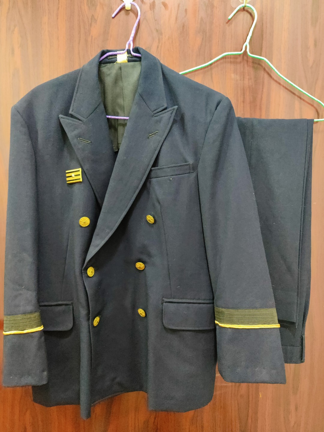 全场0元起拍 第27期 咸鱼国勋章拍卖专场 2月5日（周日）下午6：00开始 日本早期消防暑制服一套 消防司令辅阶级