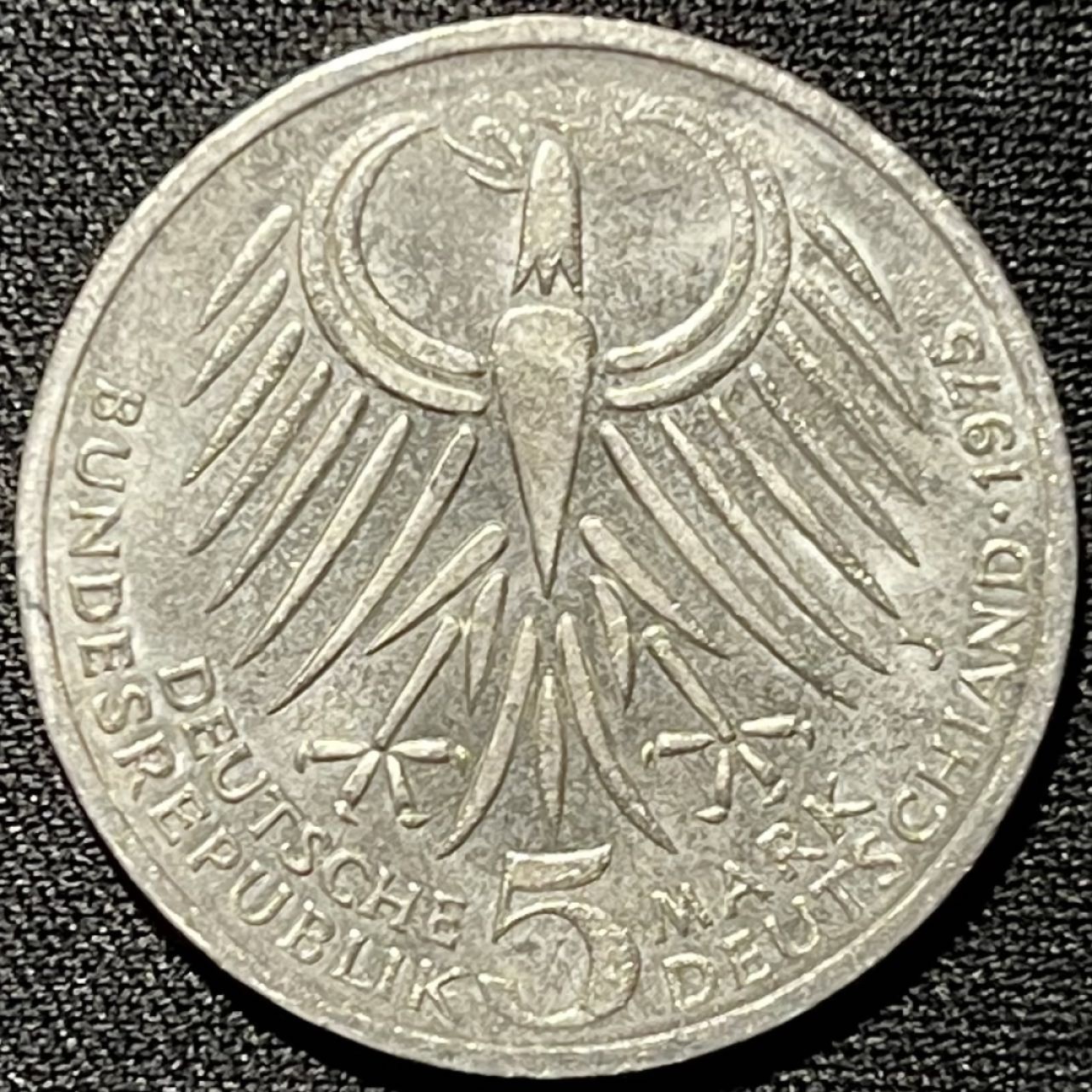 紫瑗钱币——第251期拍卖 联邦德国 1975年 J厂 艾伯特逝50世周年 5马克 11.2克 0.625银 UNC