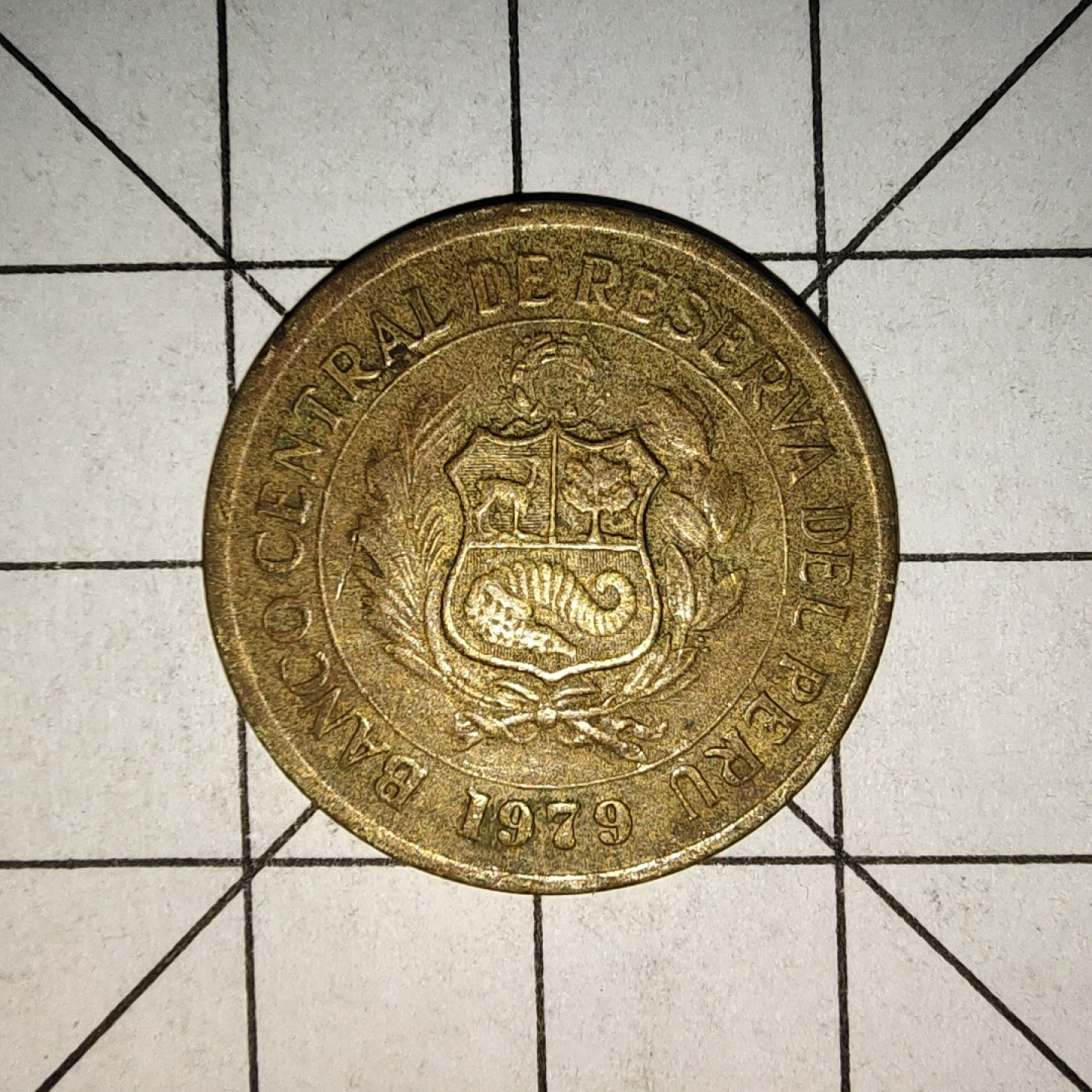 收藏之家世界硬币（捡漏，无押金，无佣金，全场满20包邮，偏远地区除外） 秘鲁5索尔1979年