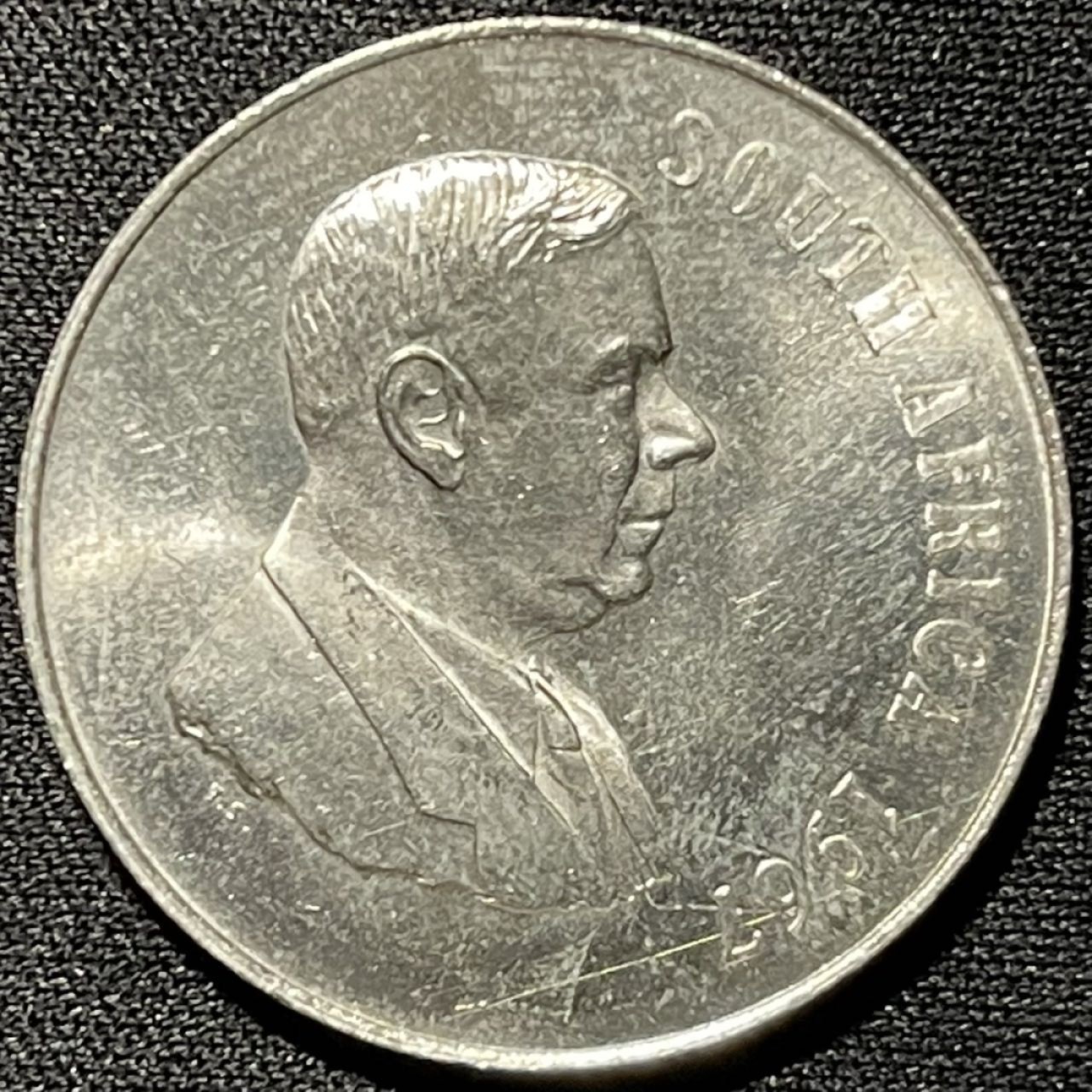 紫瑗钱币——第251期拍卖 南非 1967年 总统维沃尔德 1兰特 15克 0.8银