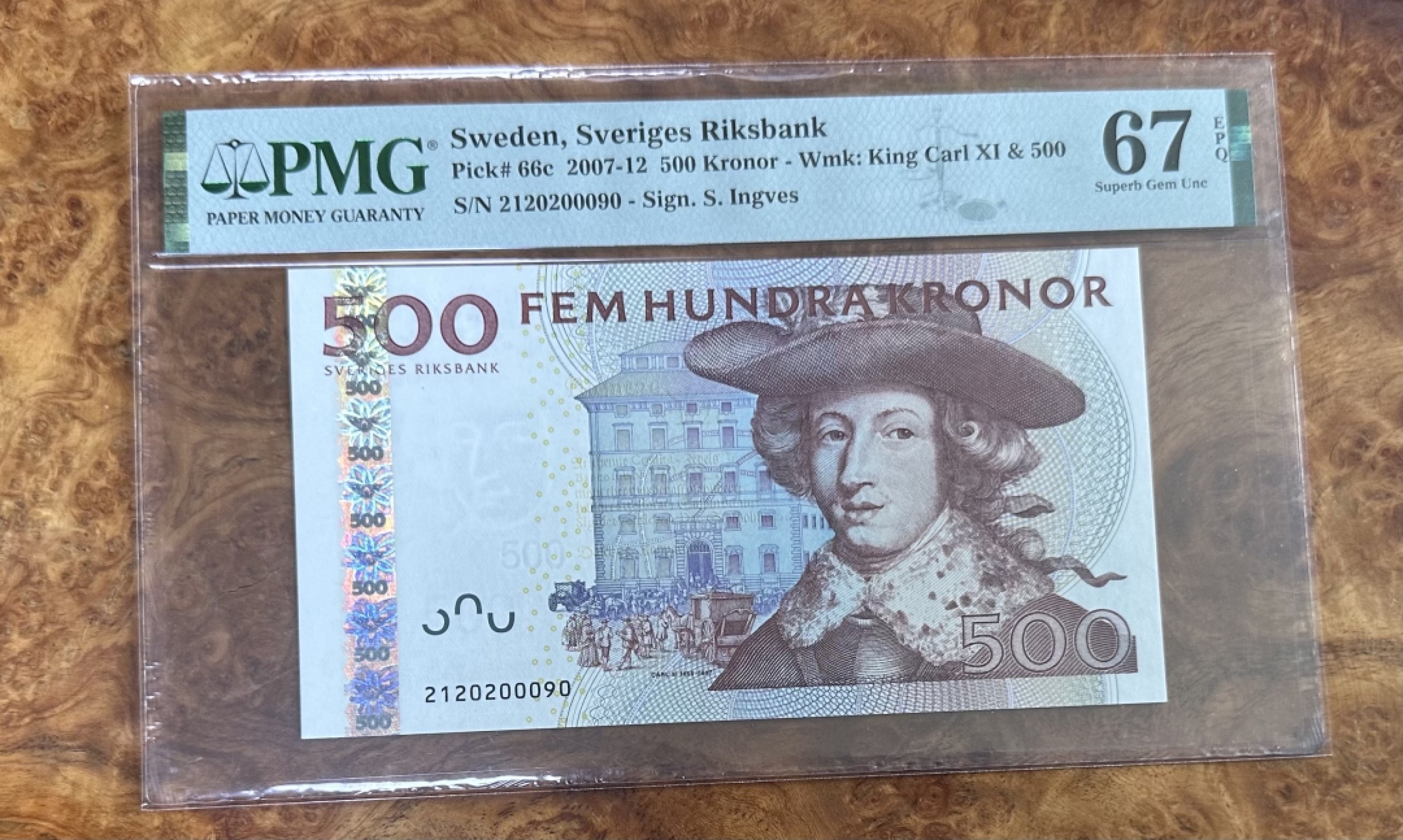 Chase Auction 第16期 - - 外钞、民国钞和一版人民币混合场！ 2007年瑞典500克朗，全息版，PMG67，靓号！无3457！