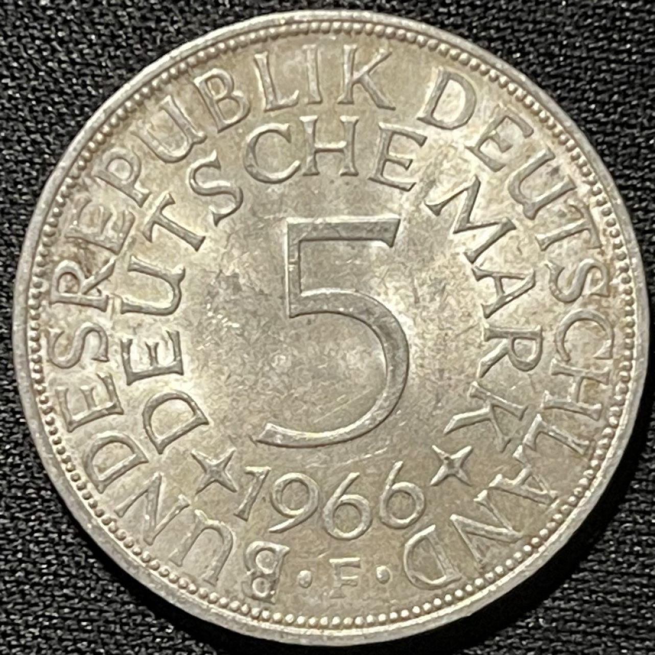 紫瑗钱币——第264期拍卖  联邦德国 1966年 F厂 流通 5马克 11.2 0.625银 UNC