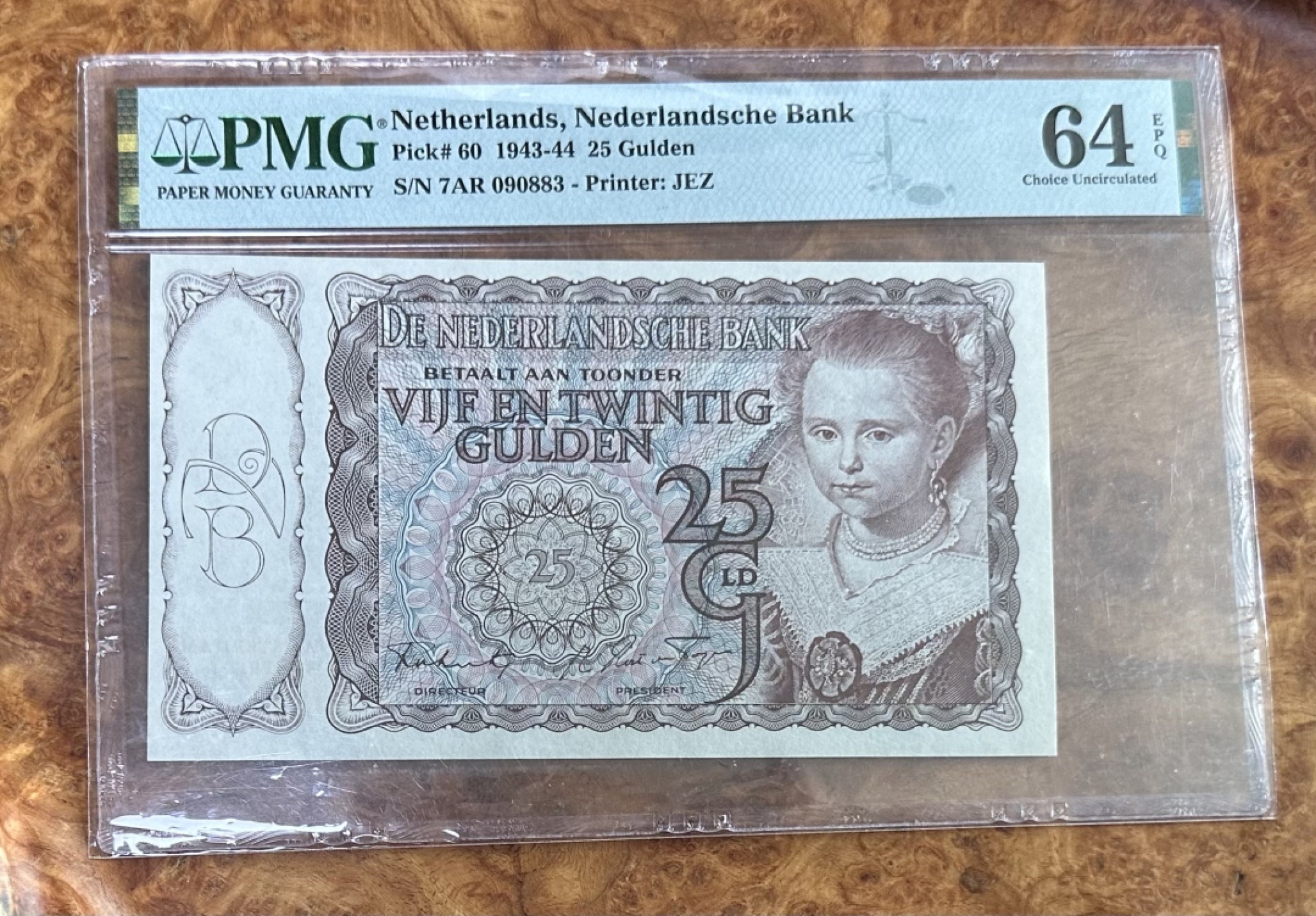 Chase Auction 第16期 - - 外钞、民国钞和一版人民币混合场！ 1943年荷兰25盾，小女孩儿，PMG64e！无47！