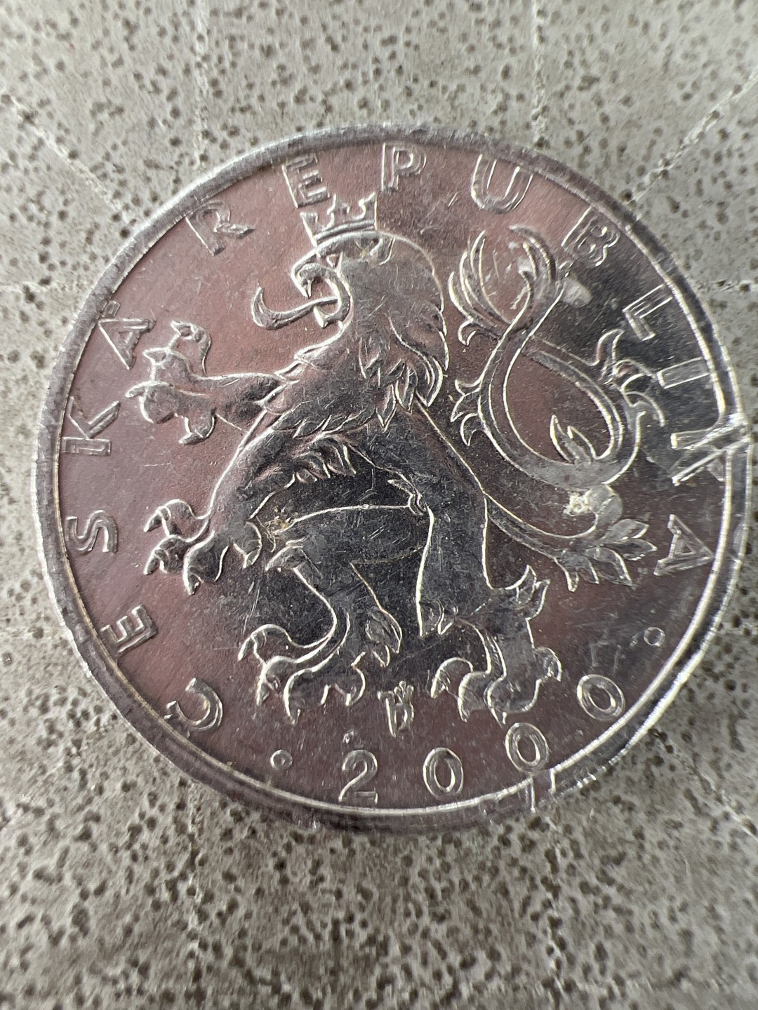 泡泡堂第210期  世界硬币邮票（无押金，无佣金，捡漏，全场20包邮，偏远地区除外） 捷克50h