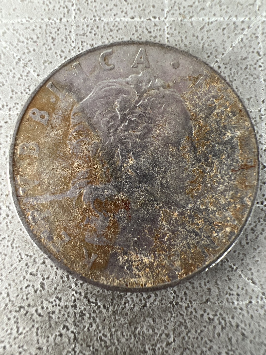 泡泡堂第302期  世界硬币 （无押金，捡漏，全场20包邮，偏远地区除外，接收代拍业务） 意大利50里拉