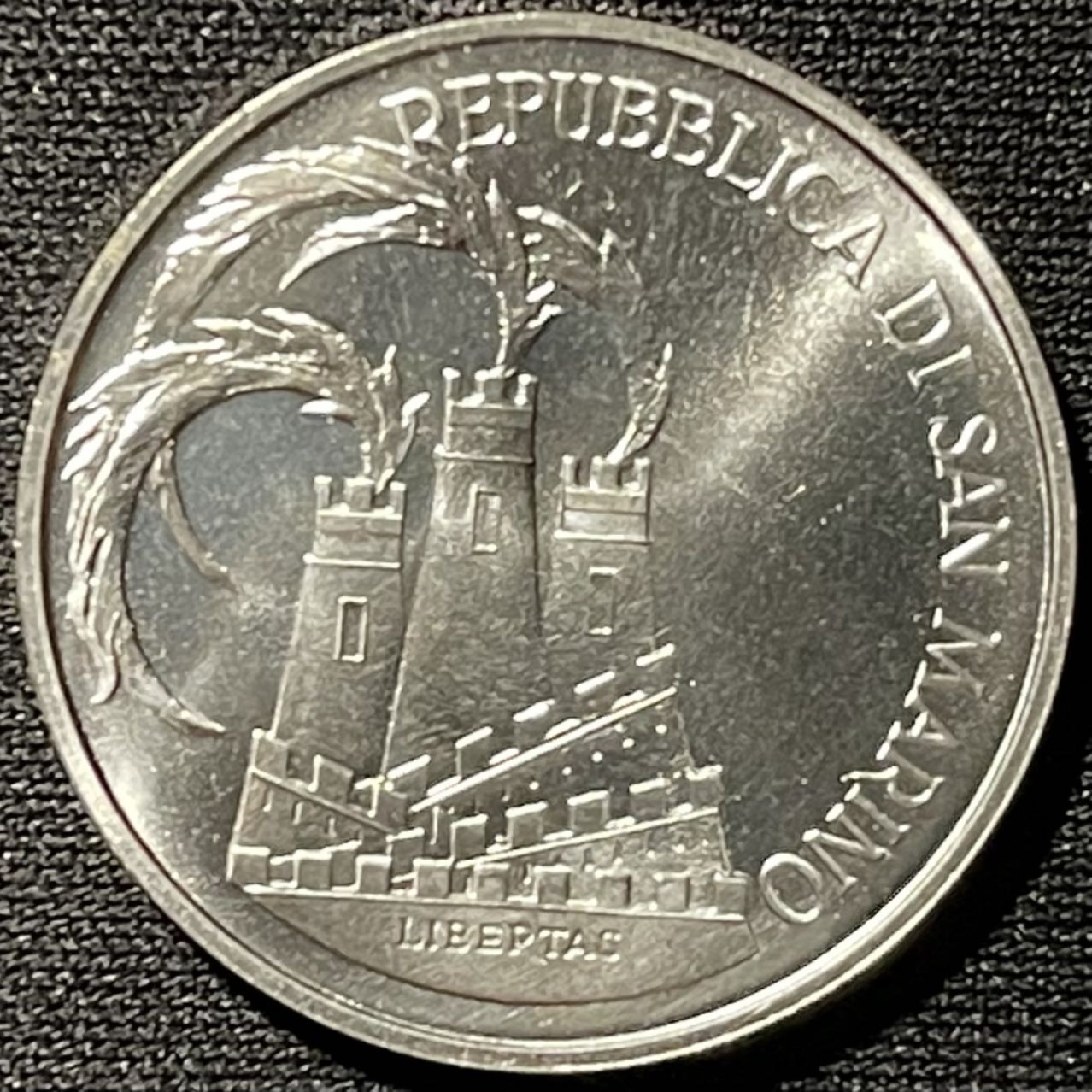 紫瑗钱币——第267期拍卖 圣马力诺 1984年 洛杉矶奥运会 五环 500里拉 11克 0.835银 UNC