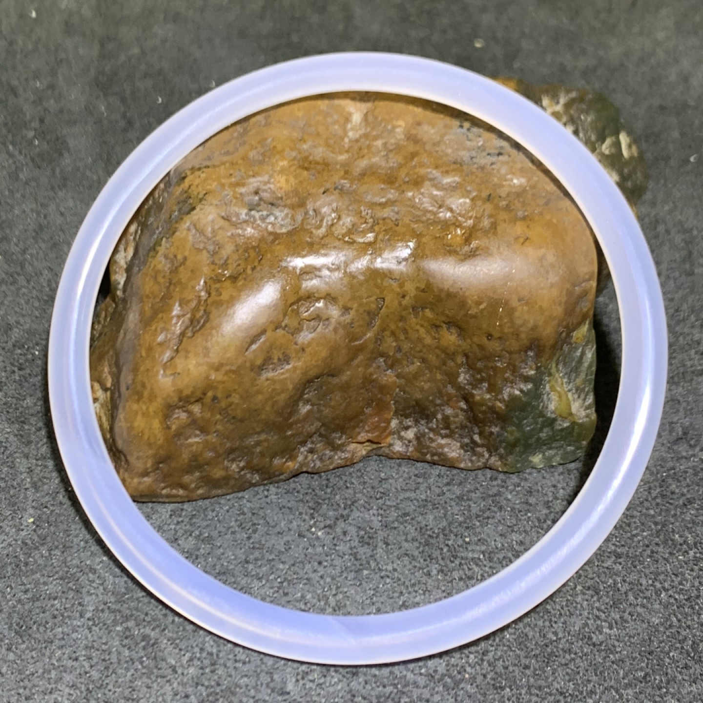 精美马达加斯加冰种海洋玉髓圆镯一只，