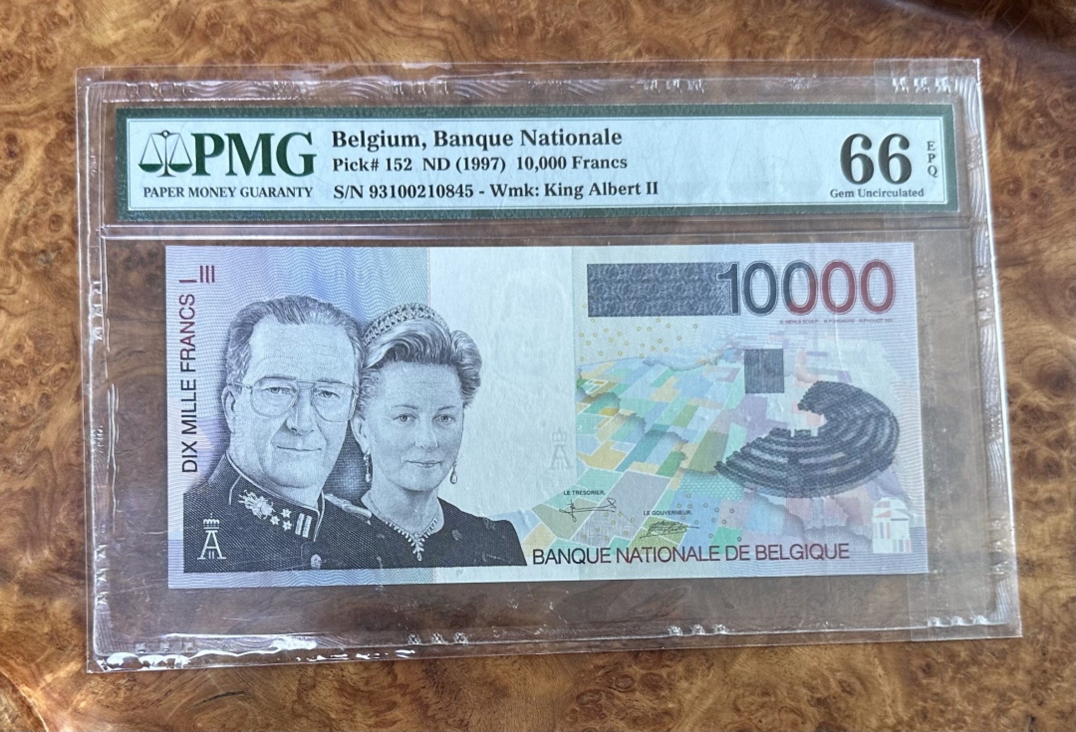 Chase Auction 第16期 - - 外钞、民国钞和一版人民币混合场！ 1997年比利时10000法郎，PMG66分！