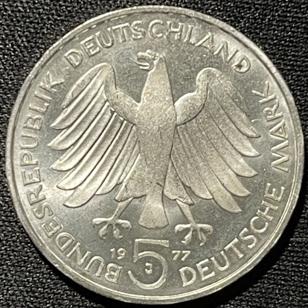 紫瑗钱币——第264期拍卖 联邦德国 1977年 高斯诞辰200周年 5马克 11.2克 0.625银 UNC