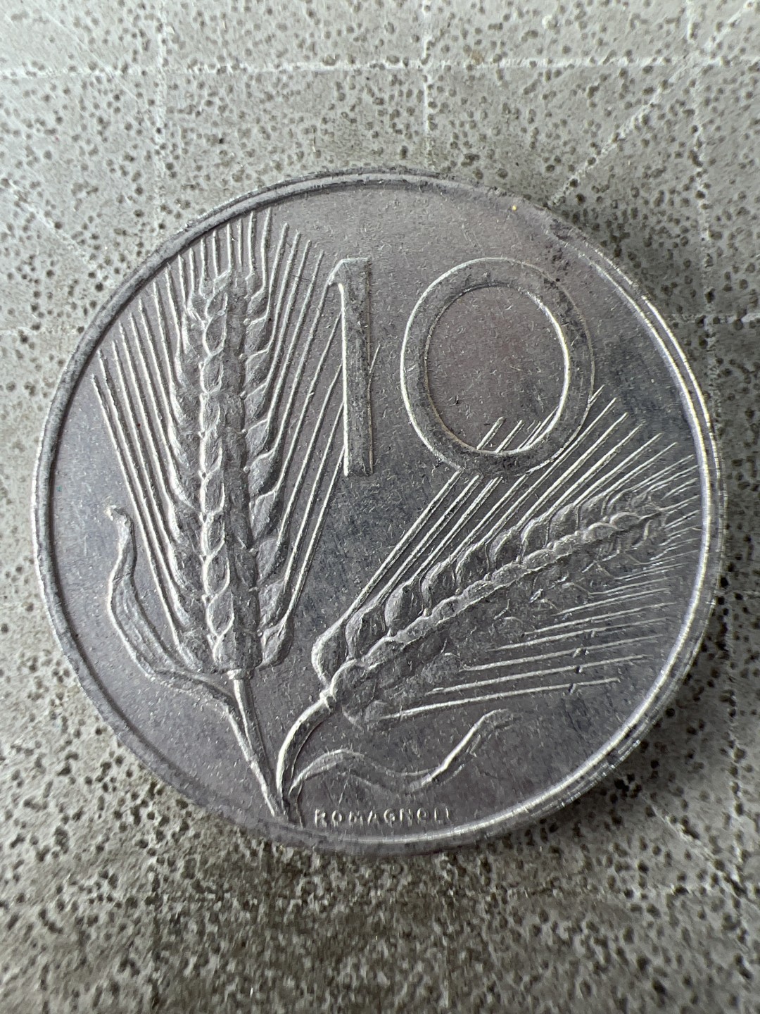 泡泡堂第212期  世界硬币邮票（无押金，无佣金，捡漏，全场20包邮，偏远地区除外） 意大利10里拉