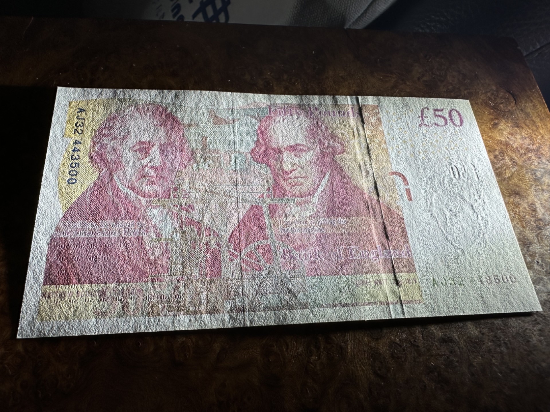Chase Auction 第16期 - - 外钞、民国钞和一版人民币混合场！ 英国E序列50镑，品相如图！AU—UNC-！