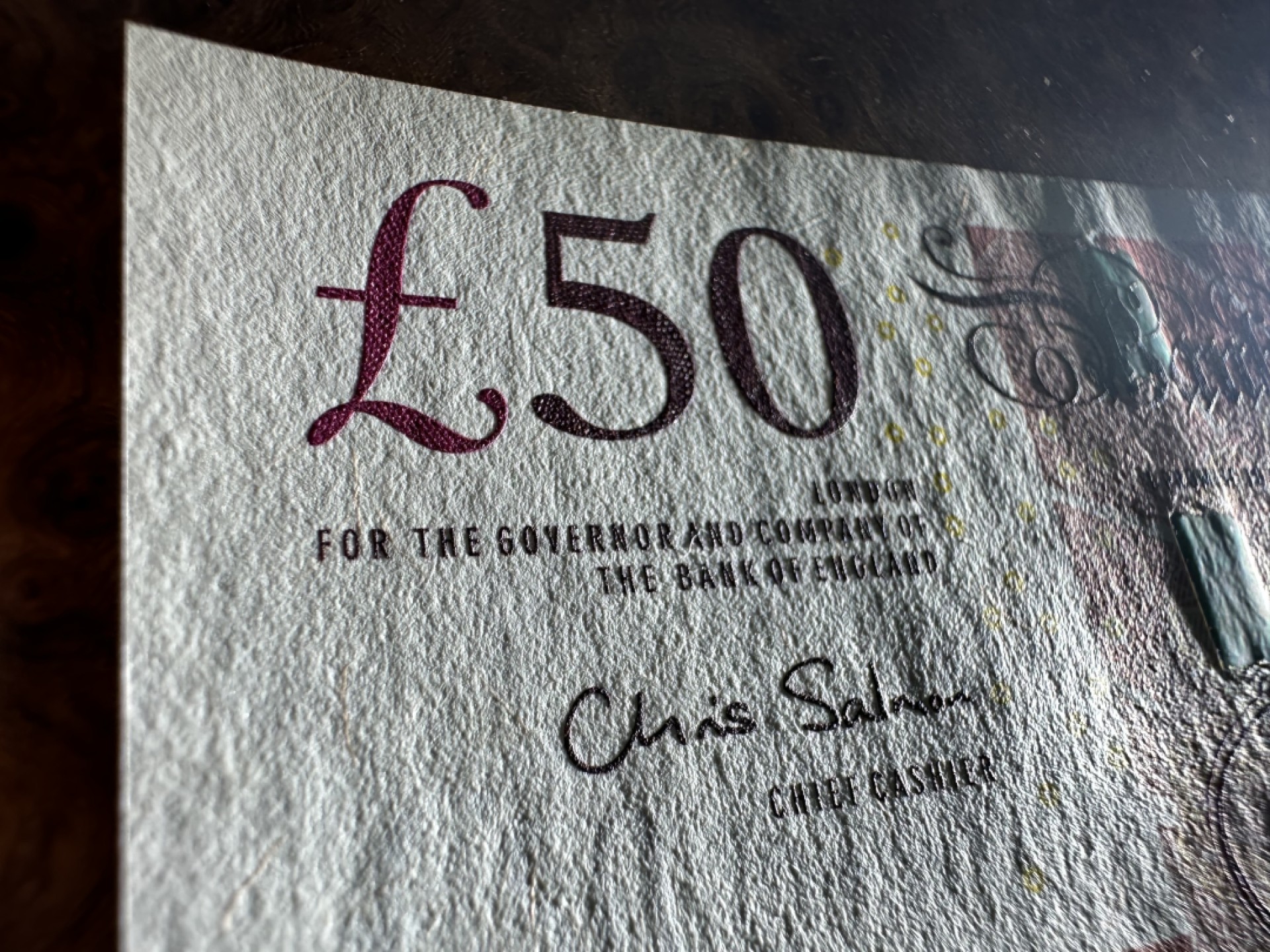 Chase Auction 第16期 - - 外钞、民国钞和一版人民币混合场！ 英国E序列50镑，品相如图！AU—UNC-！