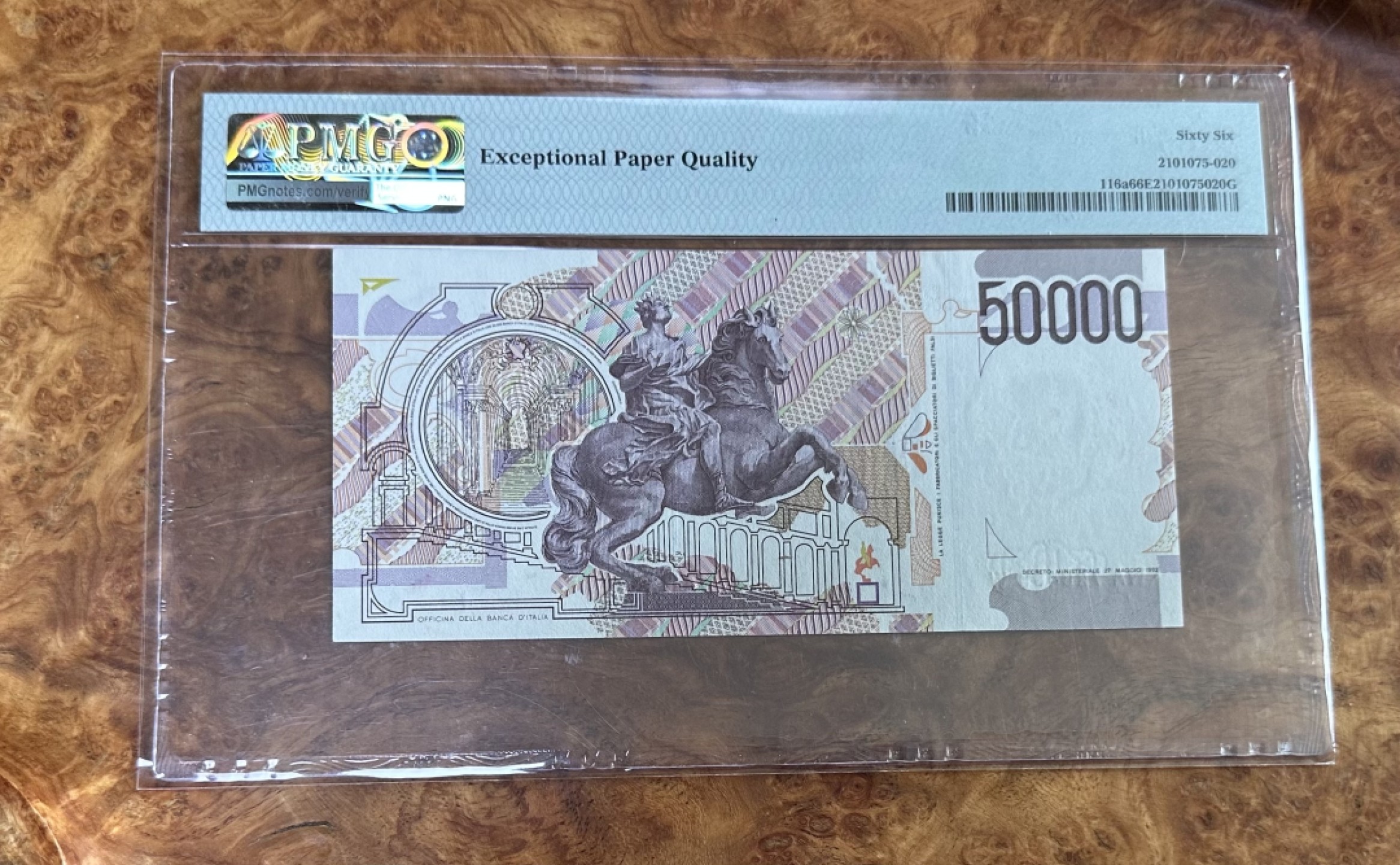 Chase Auction 第16期 - - 外钞、民国钞和一版人民币混合场！ 1992年意大利50000里拉，PMG66，雕塑家贝尼尼！