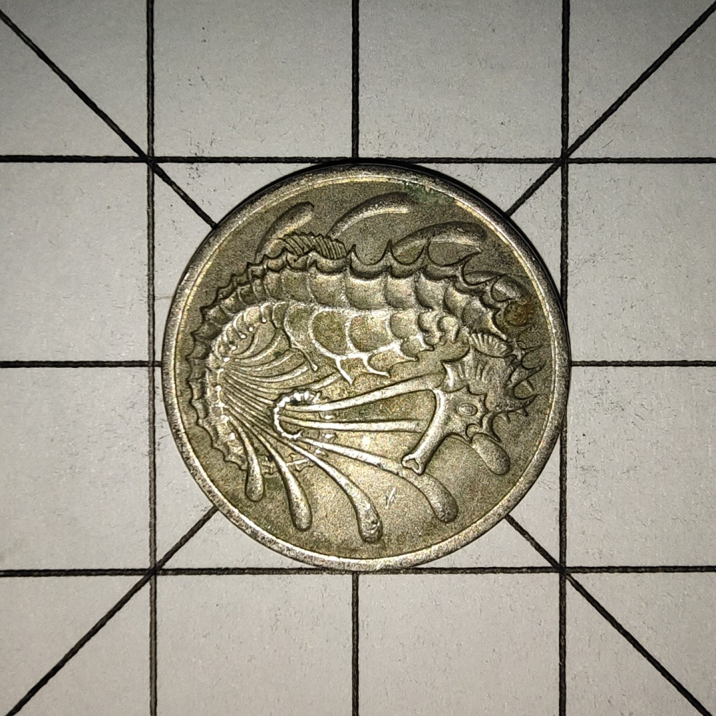 收藏之家世界硬币新年场(捡漏，无押金，无佣金，全场满20包邮，偏远地区除外) 新加坡10分1977年